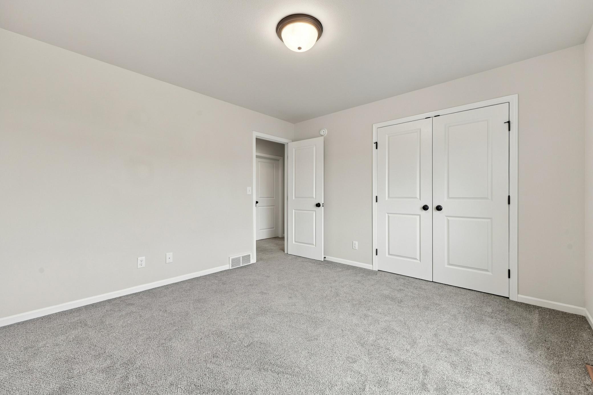 2021 single family home for sale at 7671 Cub Creek Way in Horace, ND — 4 bed, 3 bath (photo 20 of 36)
