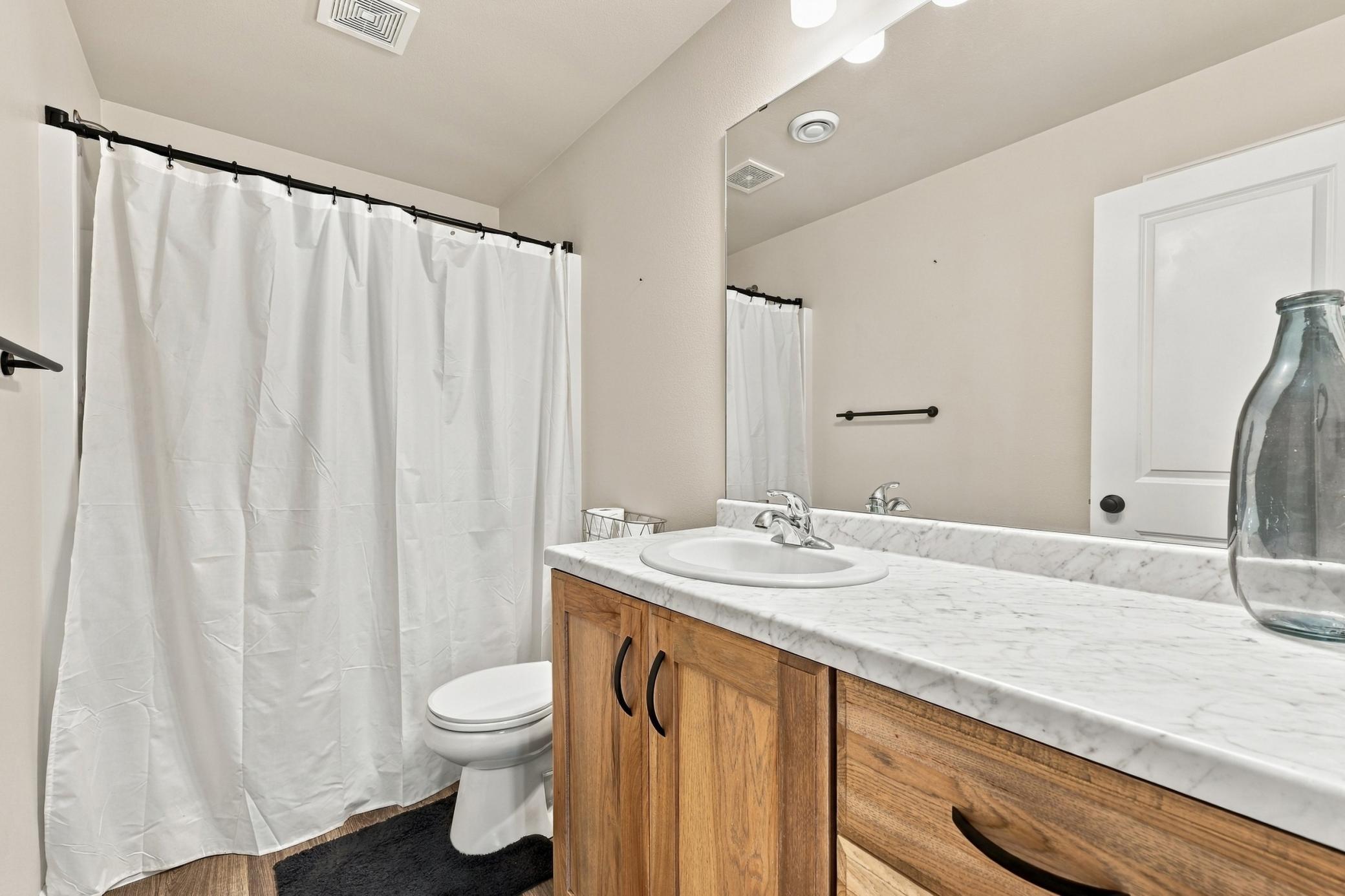 2021 single family home for sale at 7671 Cub Creek Way in Horace, ND — 4 bed, 3 bath (photo 29 of 36)