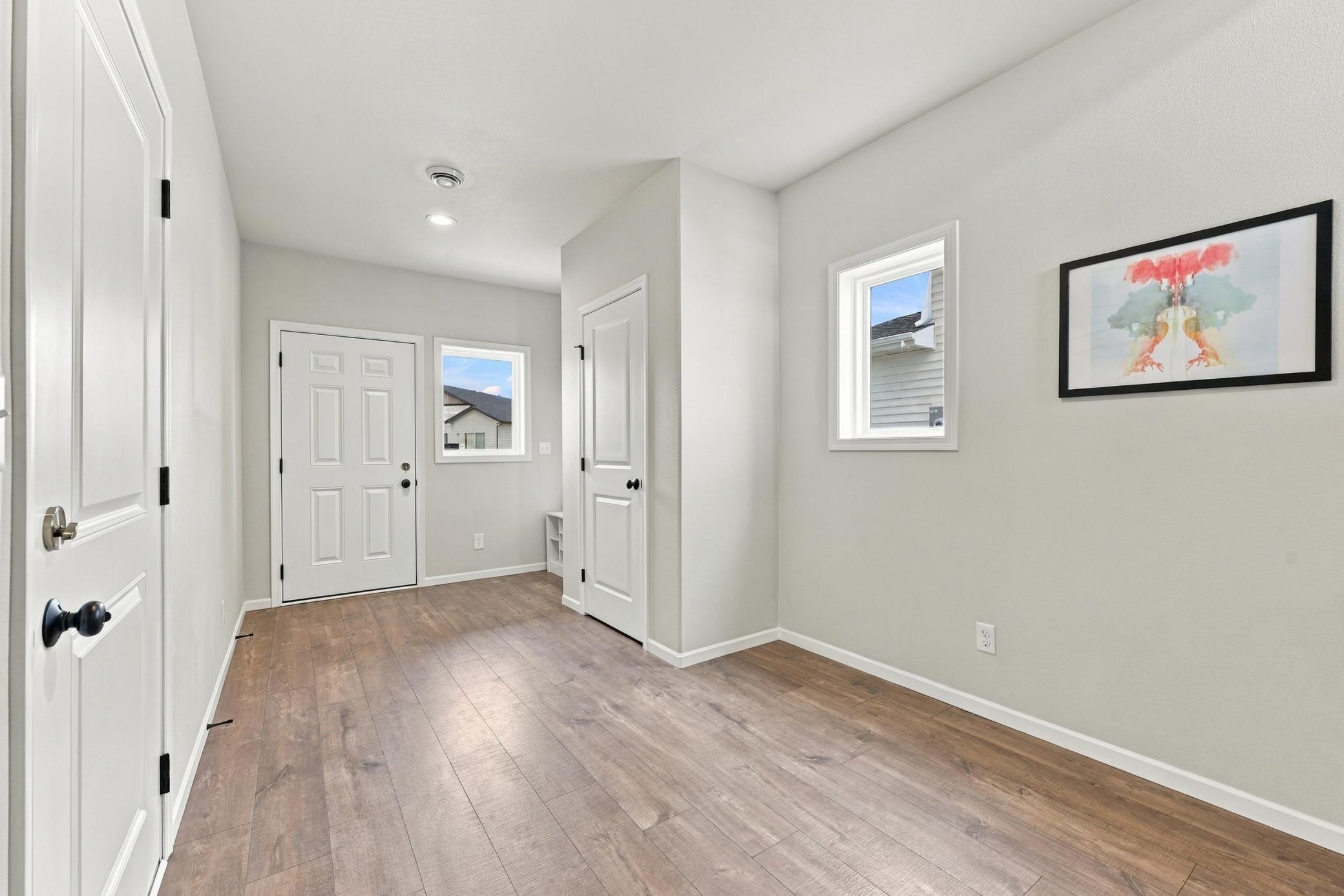 2021 single family home for sale at 7671 Cub Creek Way in Horace, ND — 4 bed, 3 bath (photo 4 of 36)
