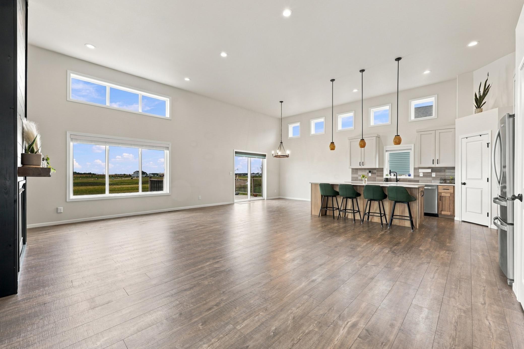 2021 single family home for sale at 7671 Cub Creek Way in Horace, ND — 4 bed, 3 bath (photo 5 of 36)
