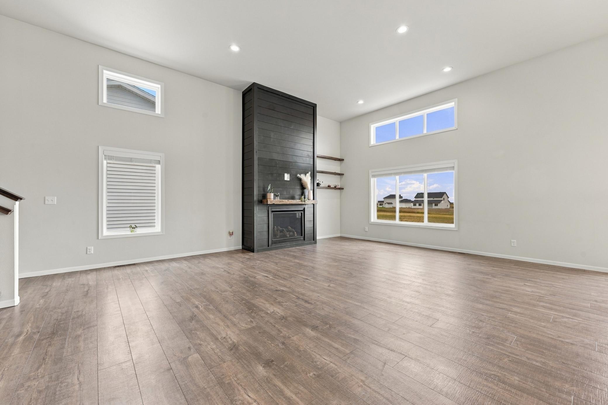 2021 single family home for sale at 7671 Cub Creek Way in Horace, ND — 4 bed, 3 bath (photo 6 of 36)