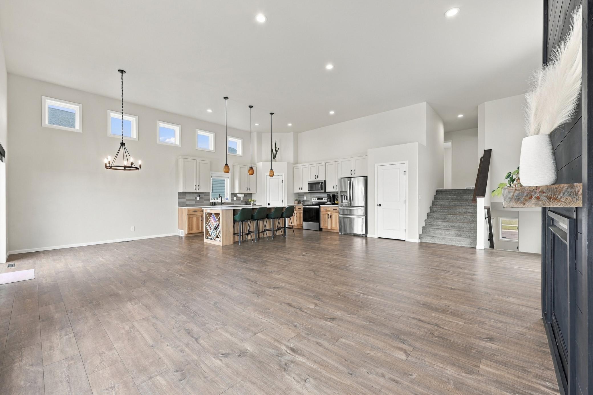 2021 single family home for sale at 7671 Cub Creek Way in Horace, ND — 4 bed, 3 bath (photo 8 of 36)