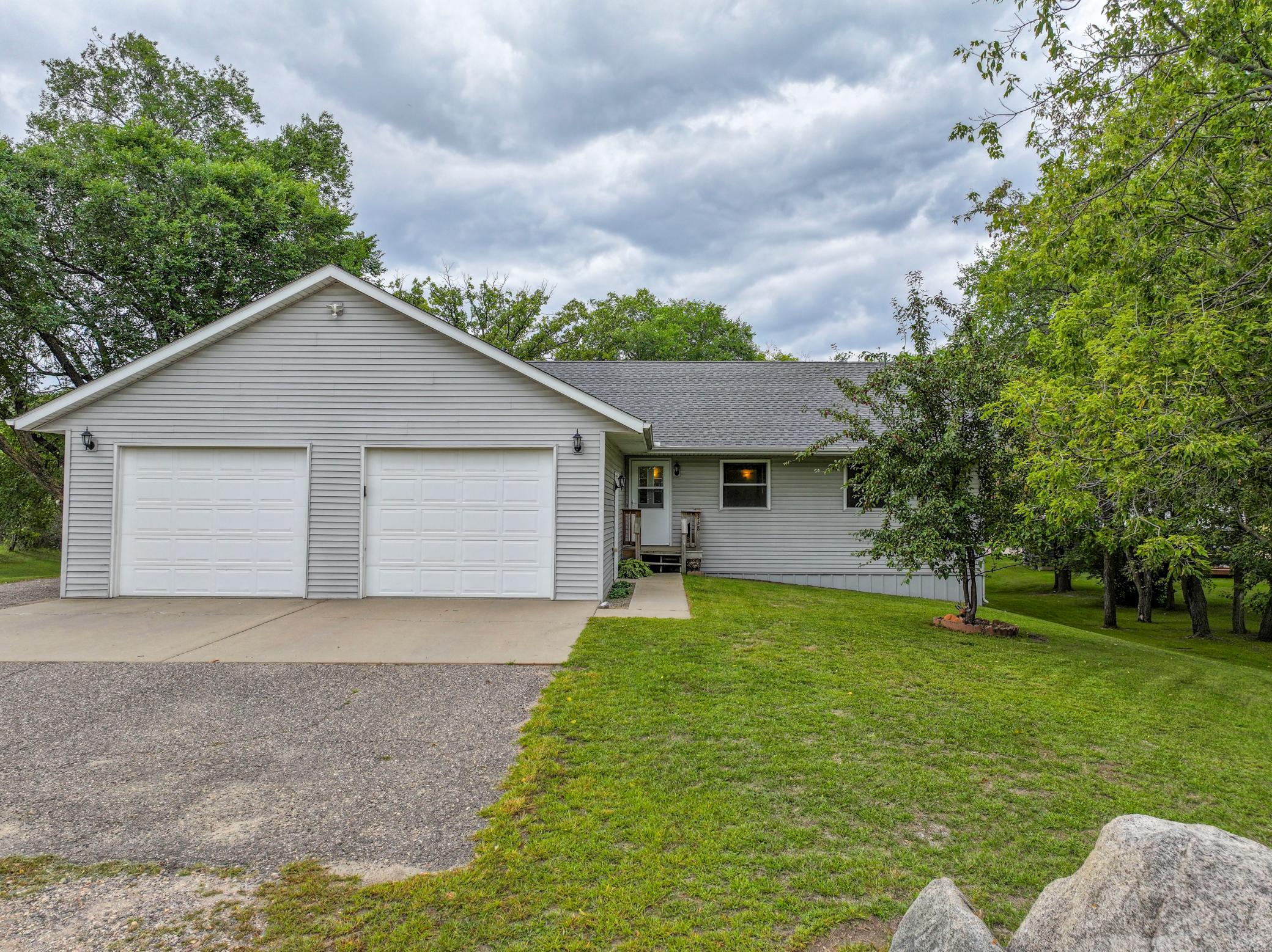 2002 single family home for sale at 358 2nd Street in Miltona, MN — 4 bed, 3 bath (photo 2 of 53)