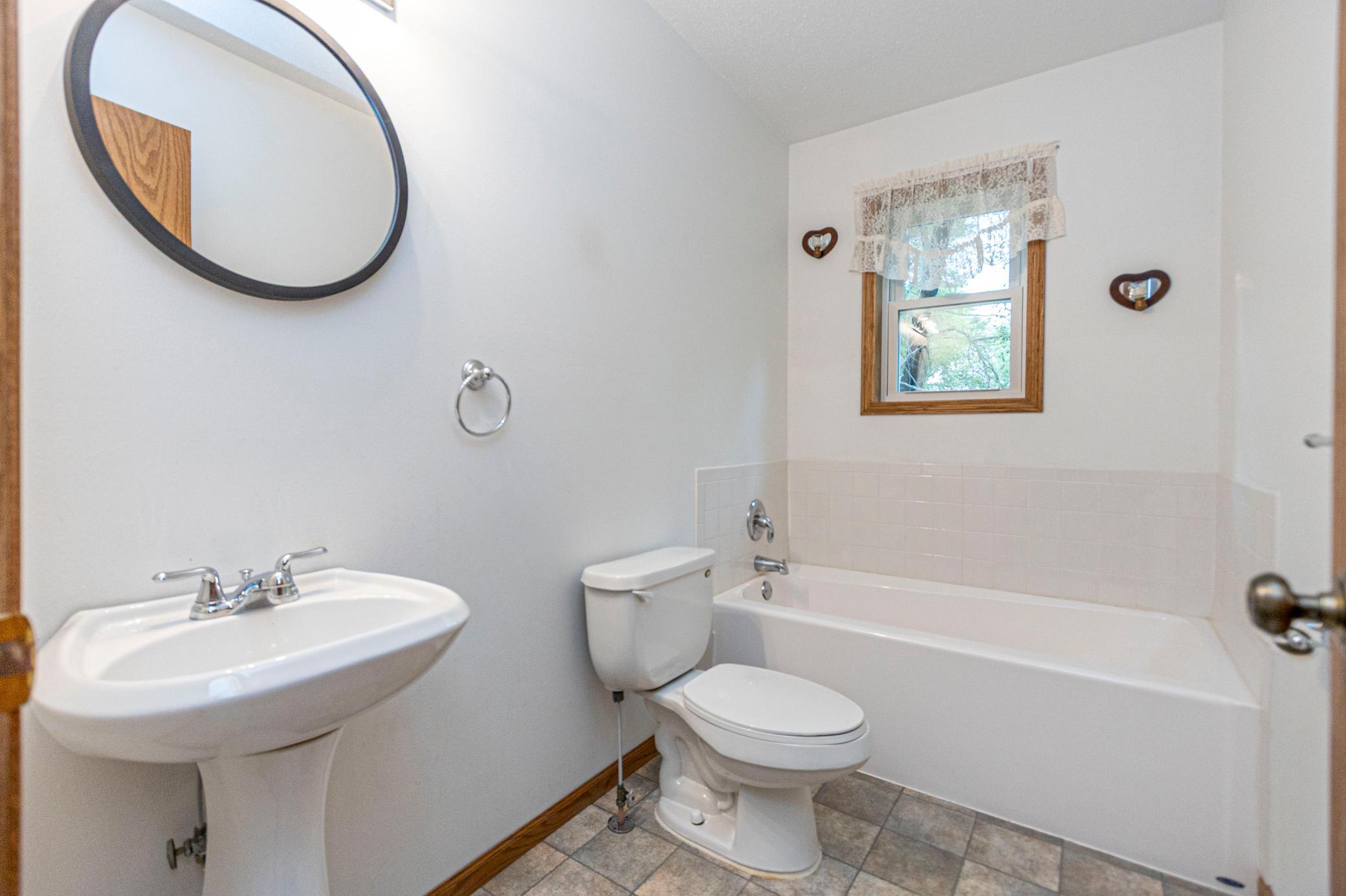 2002 single family home for sale at 358 2nd Street in Miltona, MN — 4 bed, 3 bath (photo 26 of 53)