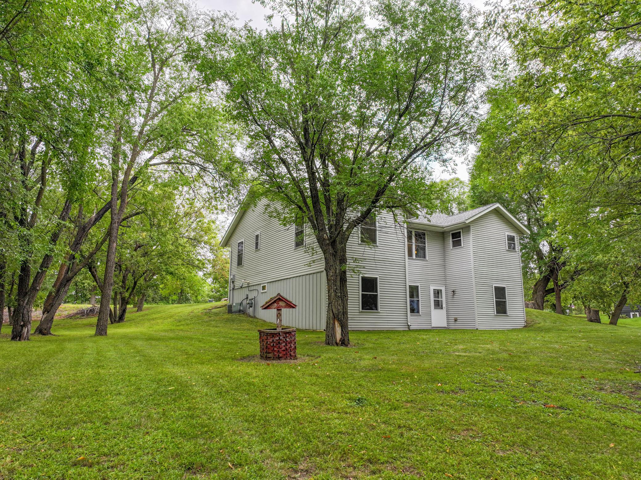 2002 single family home for sale at 358 2nd Street in Miltona, MN — 4 bed, 3 bath (photo 43 of 53)