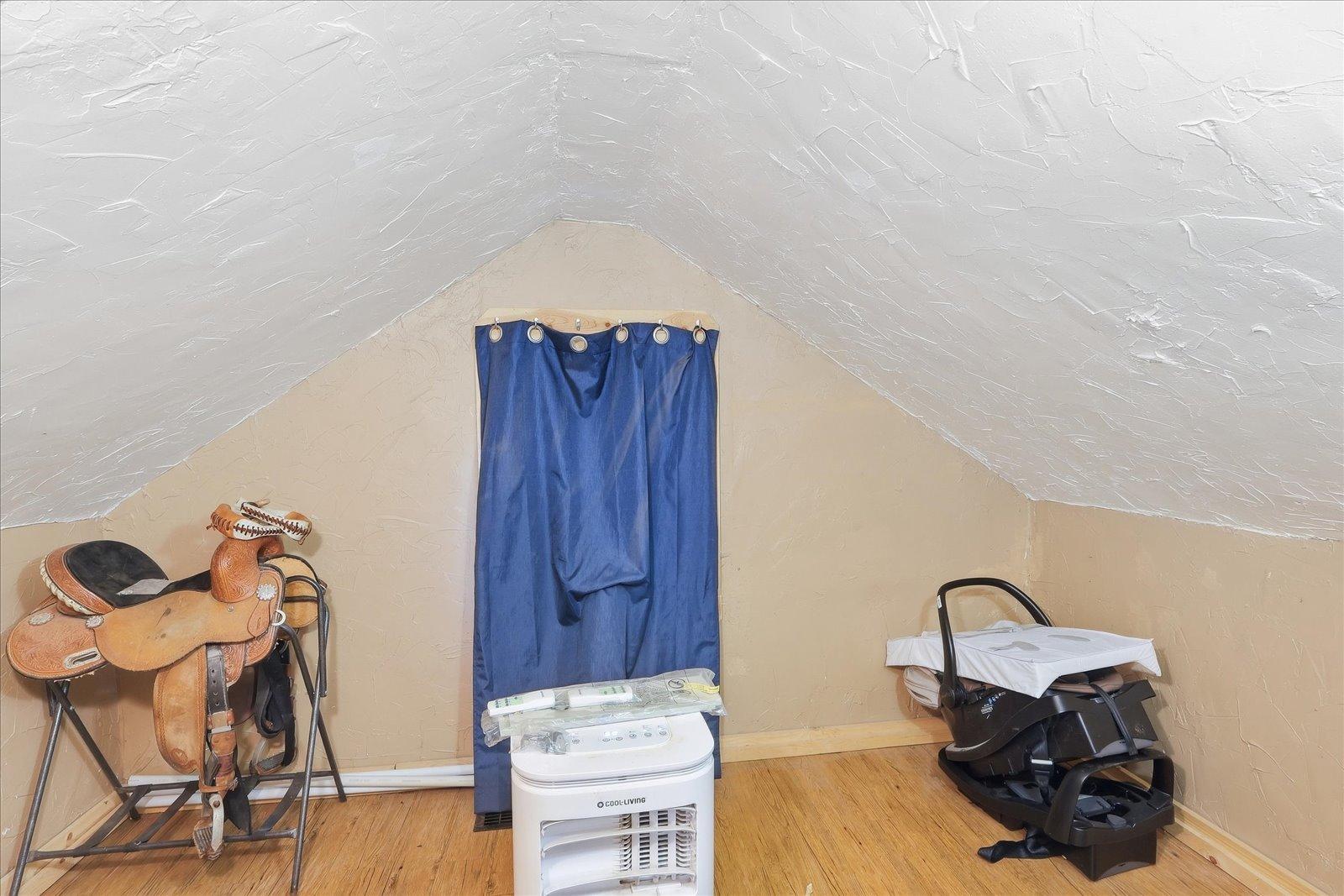 1945 single family home for sale at 309 SW 10th Avenue in Grand Rapids, MN — 2 bed, 2 bath (photo 13 of 29)