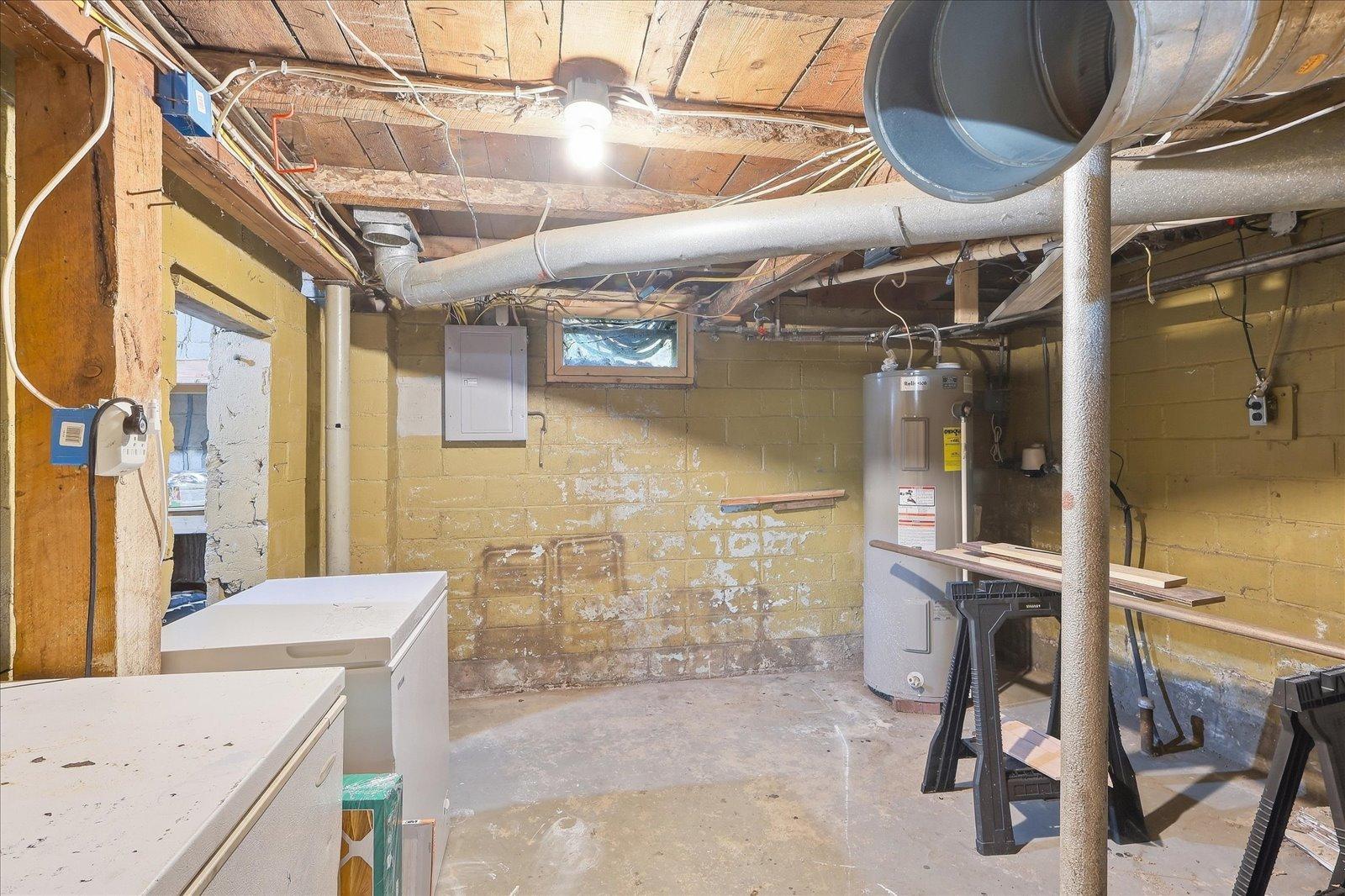 1945 single family home for sale at 309 SW 10th Avenue in Grand Rapids, MN — 2 bed, 2 bath (photo 19 of 29)