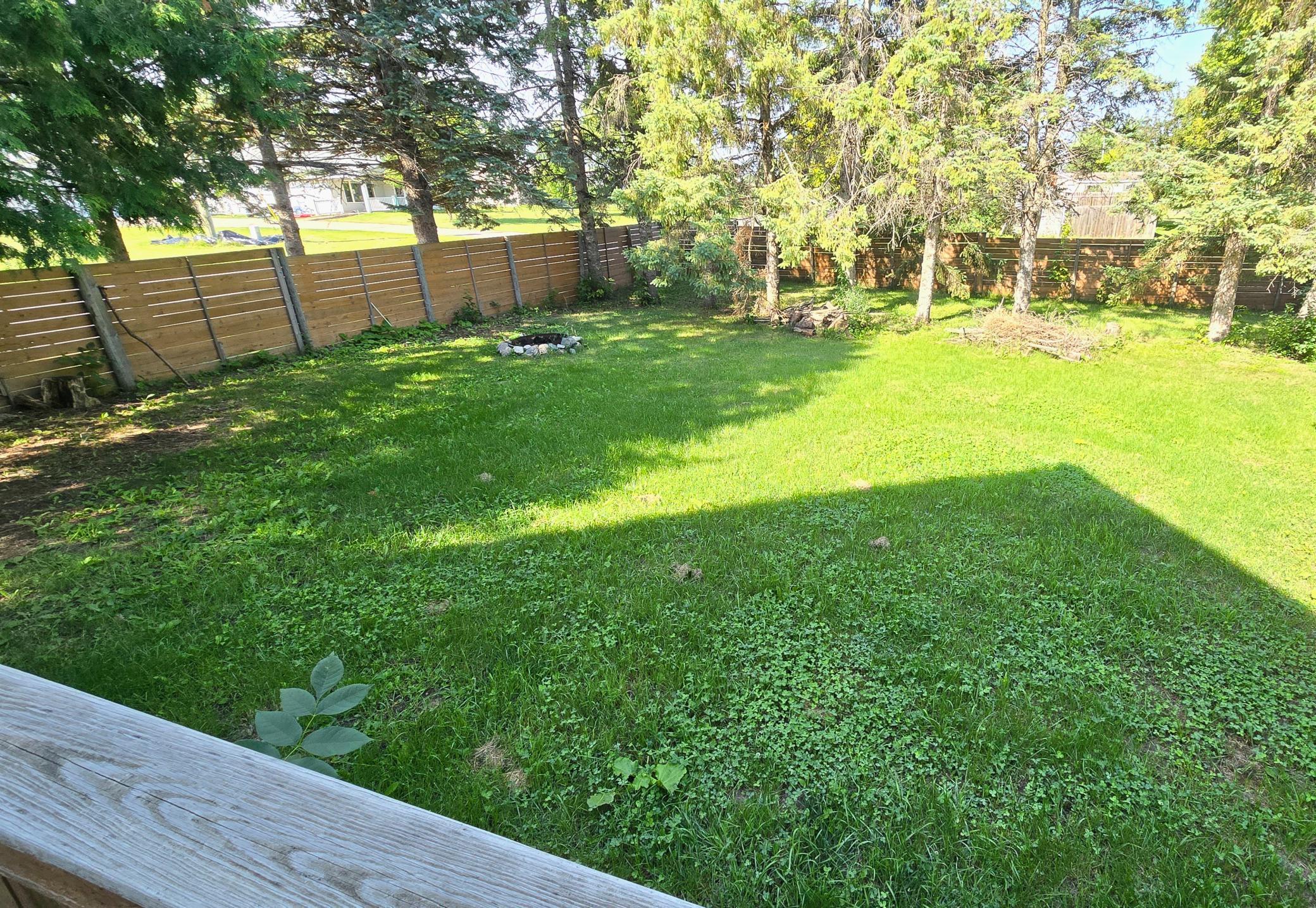 1910 single family home for sale at 125 4th Avenue SE in Clearbrook, MN — 4 bed, 2 bath (photo 4 of 32)