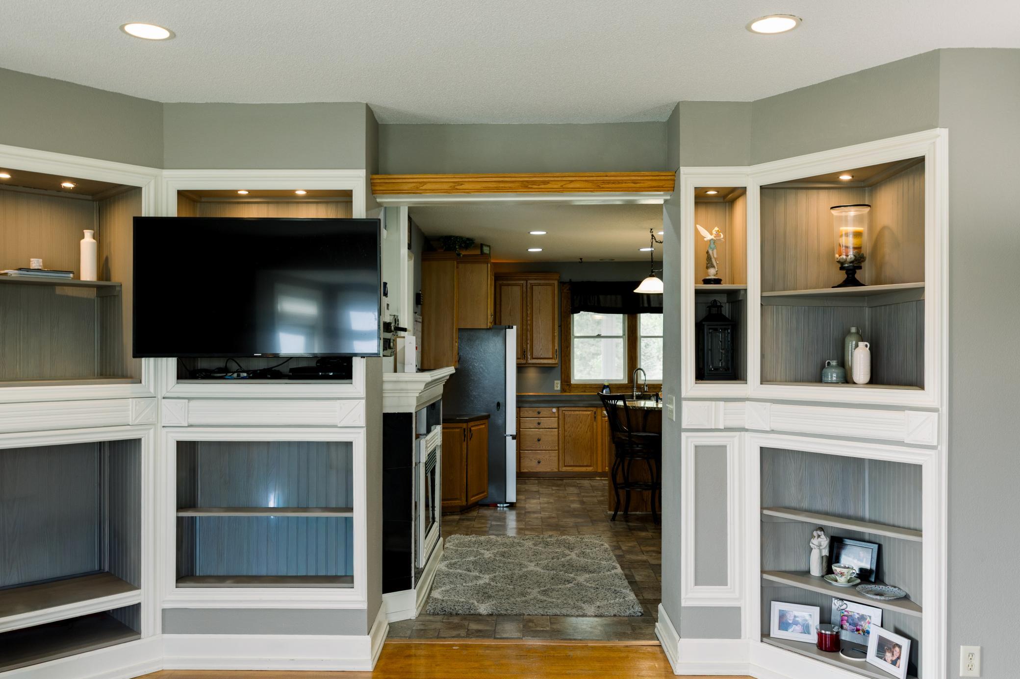1900 single family home for sale at 15956 52nd Street SE in Kindred, ND — 4 bed, 2 bath (photo 14 of 42)