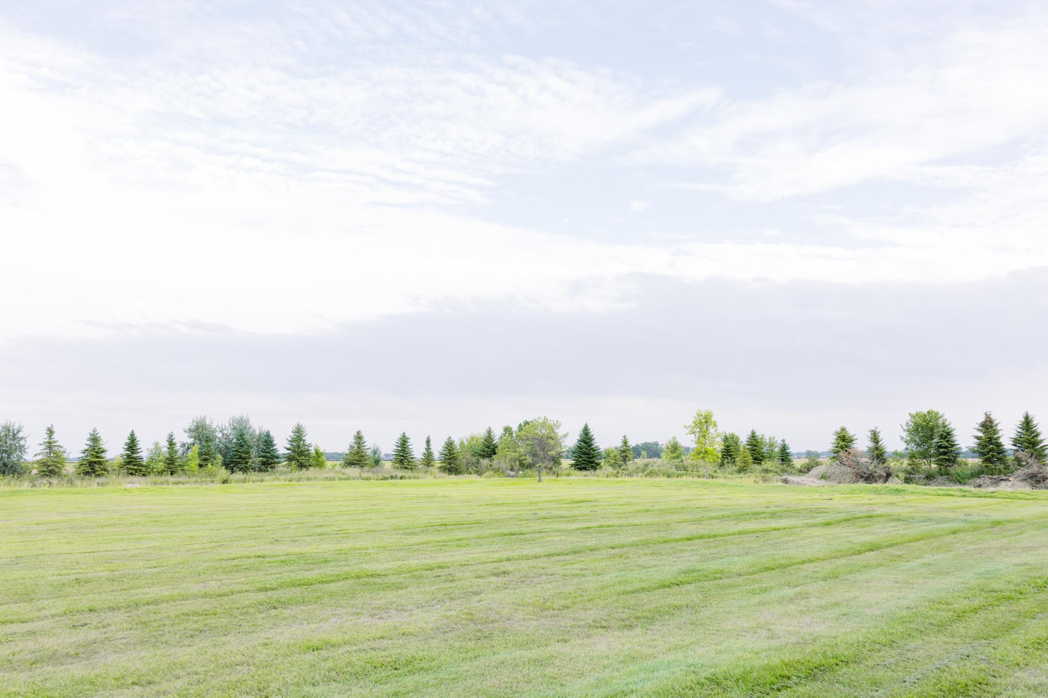 1900 single family home for sale at 15956 52nd Street SE in Kindred, ND — 4 bed, 2 bath (photo 36 of 42)