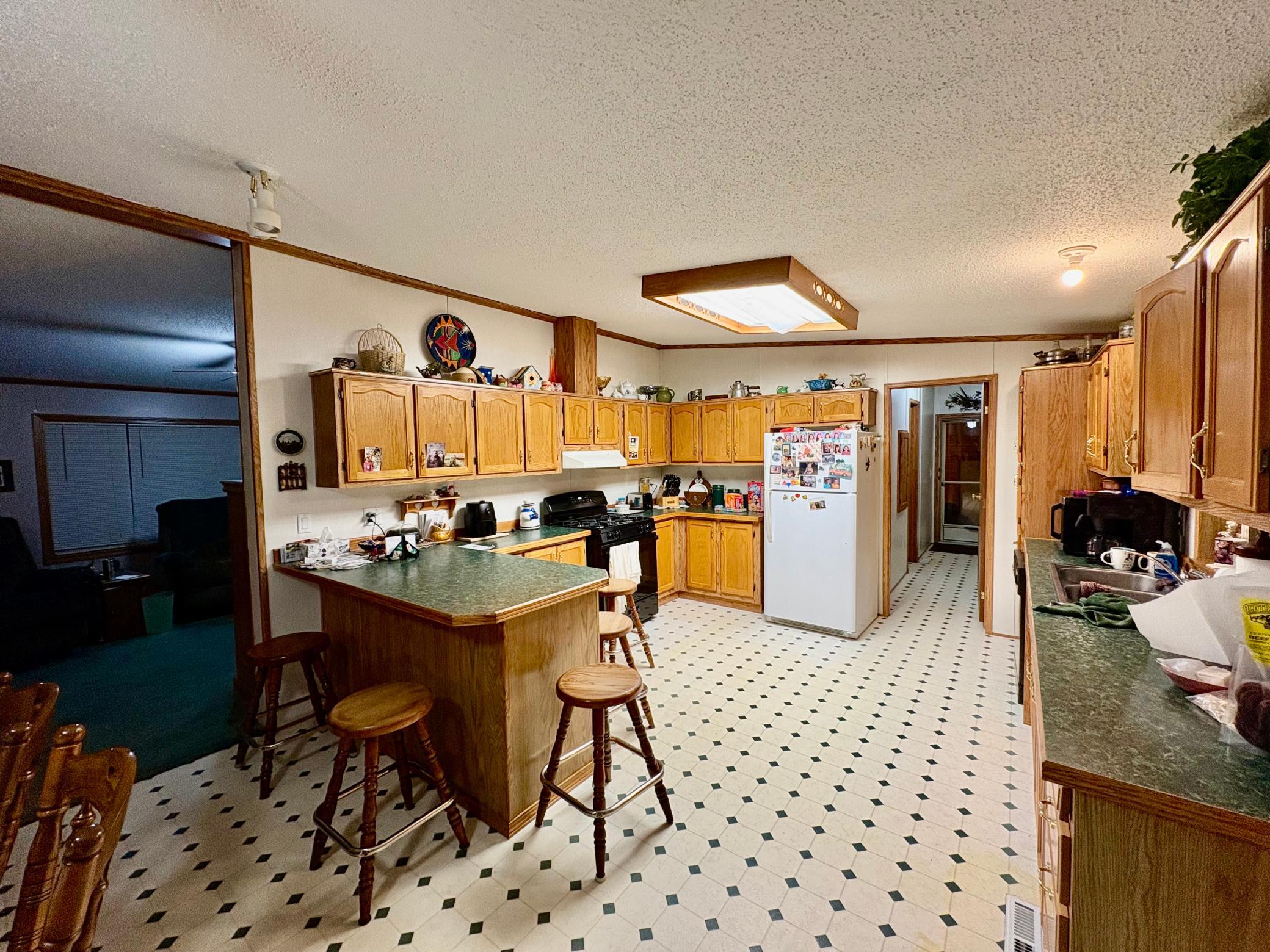 1998 single family home for sale at 2891 State Highway 172 NW in Baudette, MN — 4 bed, 2 bath (photo 30 of 36)