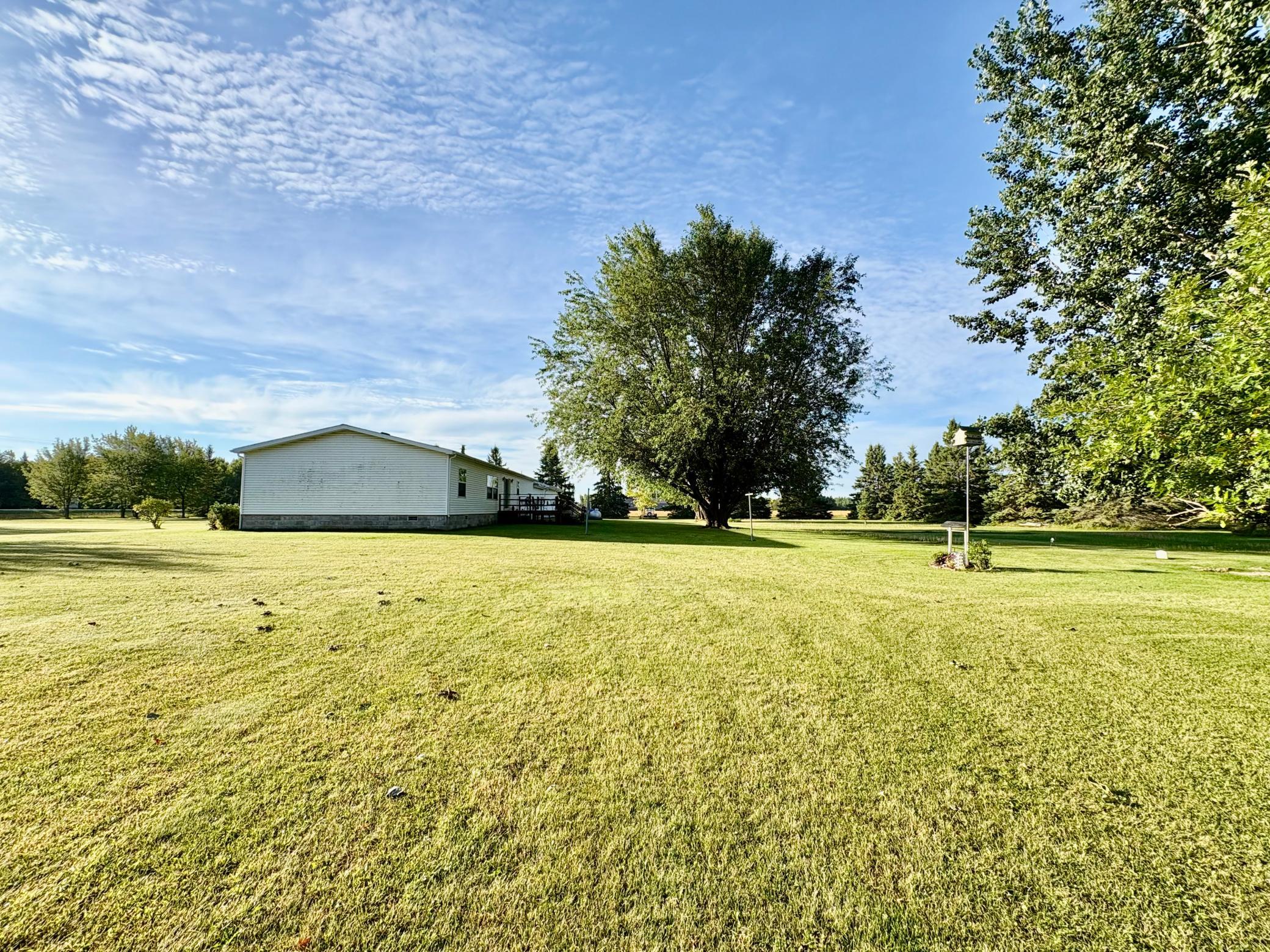 1998 single family home for sale at 2891 State Highway 172 NW in Baudette, MN — 4 bed, 2 bath (photo 9 of 36)