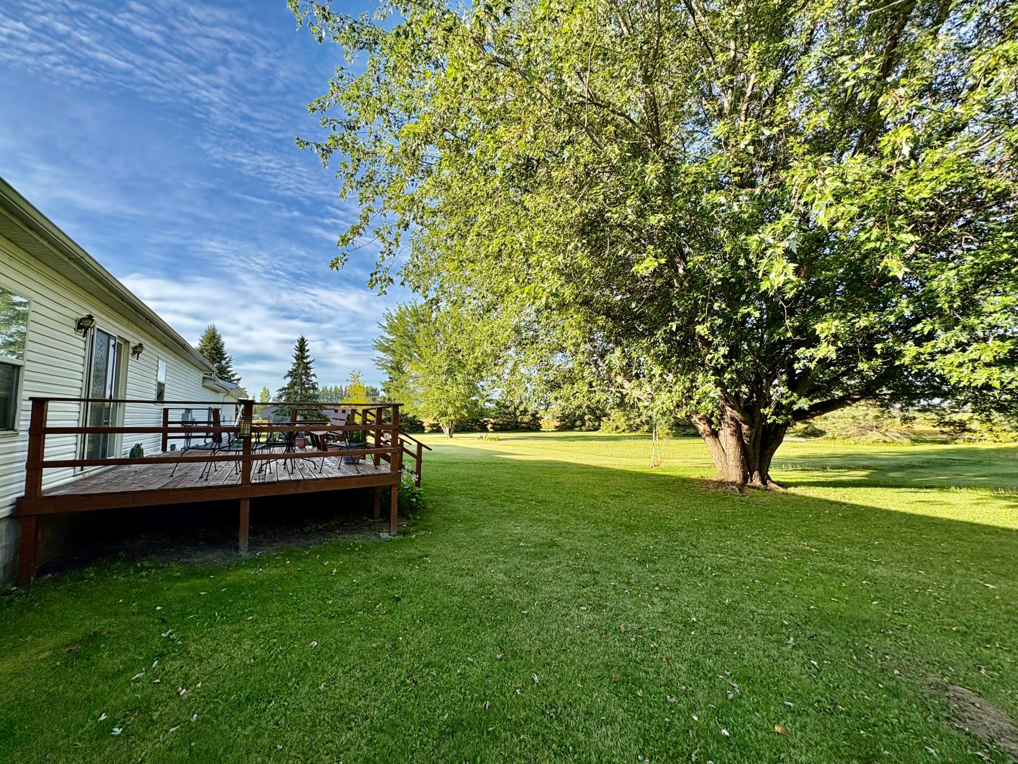 1998 single family home for sale at 2891 State Highway 172 NW in Baudette, MN — 4 bed, 2 bath (photo 10 of 36)