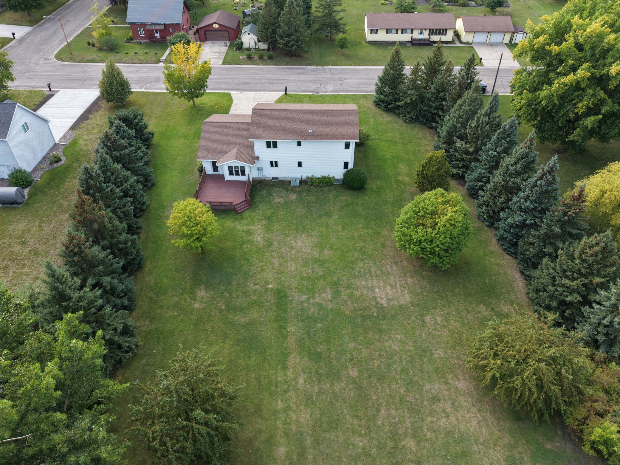 1999 single family home for sale at 606 4th Street W in Ada, MN — 4 bed, 2 bath (photo 17 of 49)