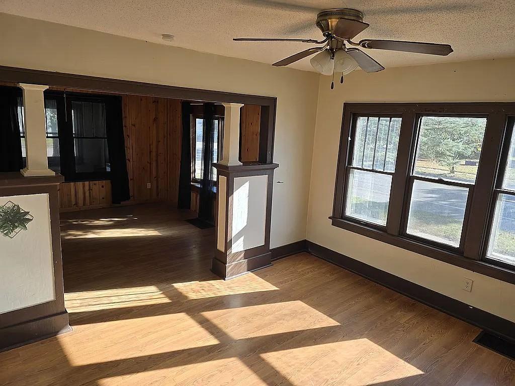 1922 single family home for sale at 227 3rd Street SW in Staples, MN — 3 bed, 2 bath (photo 8 of 16)