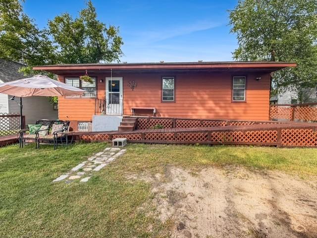 1982 single family home for sale at 610 Central Avenue SE in Bemidji, MN — 3 bed, 2 bath (photo 23 of 25)