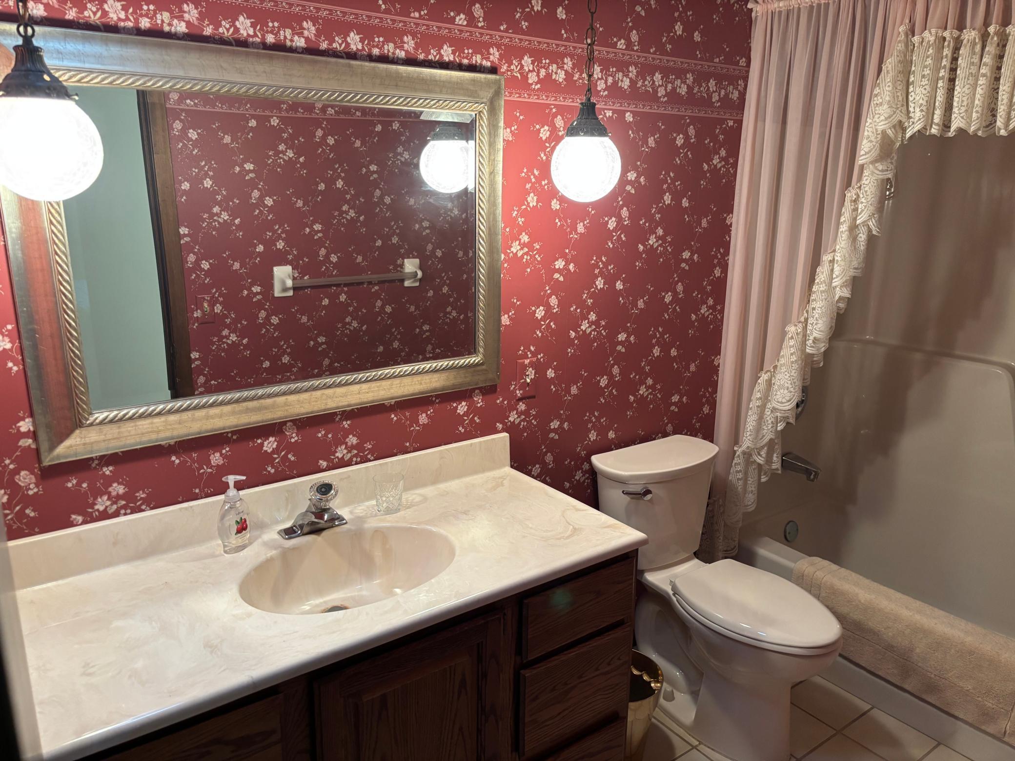 1984 single family home for sale at 1182 W Big Portage Lake Drive NW in Backus, MN — 4 bed, 3 bath (photo 11 of 32)