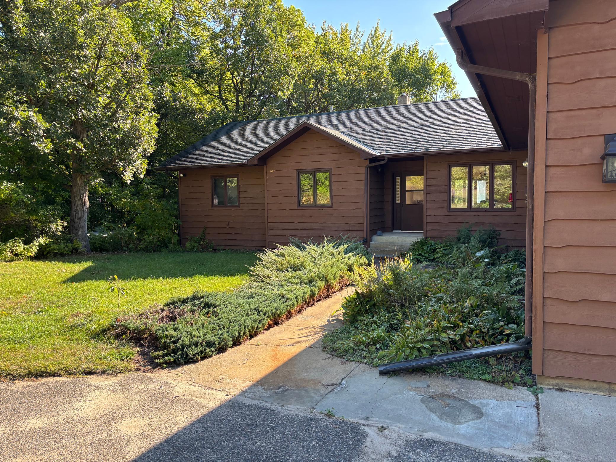 1984 single family home for sale at 1182 W Big Portage Lake Drive NW in Backus, MN — 4 bed, 3 bath (photo 3 of 32)