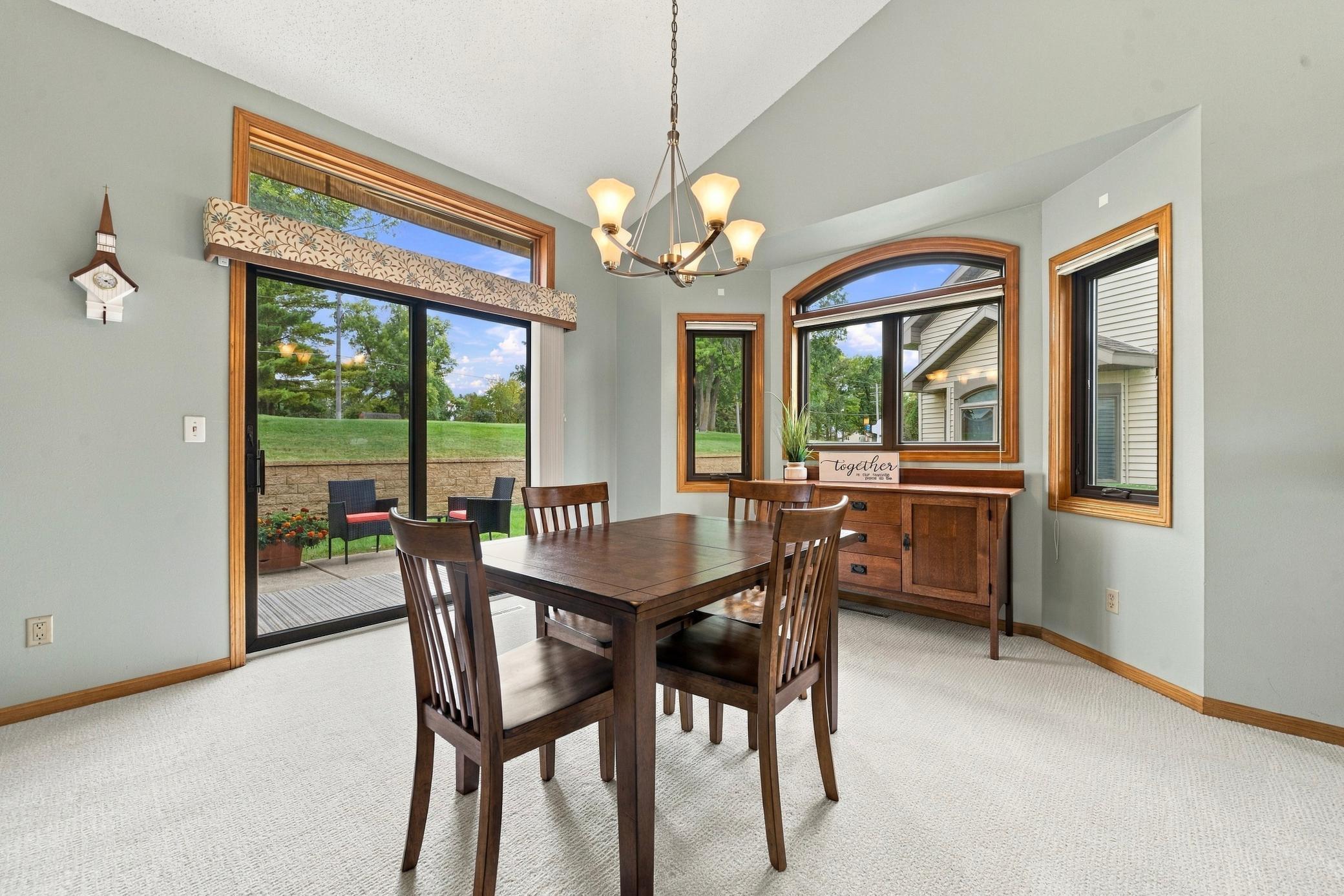 1997 townhouse for sale at 2115 6th Avenue E in Alexandria, MN — 2 bed, 2 bath (photo 9 of 30)