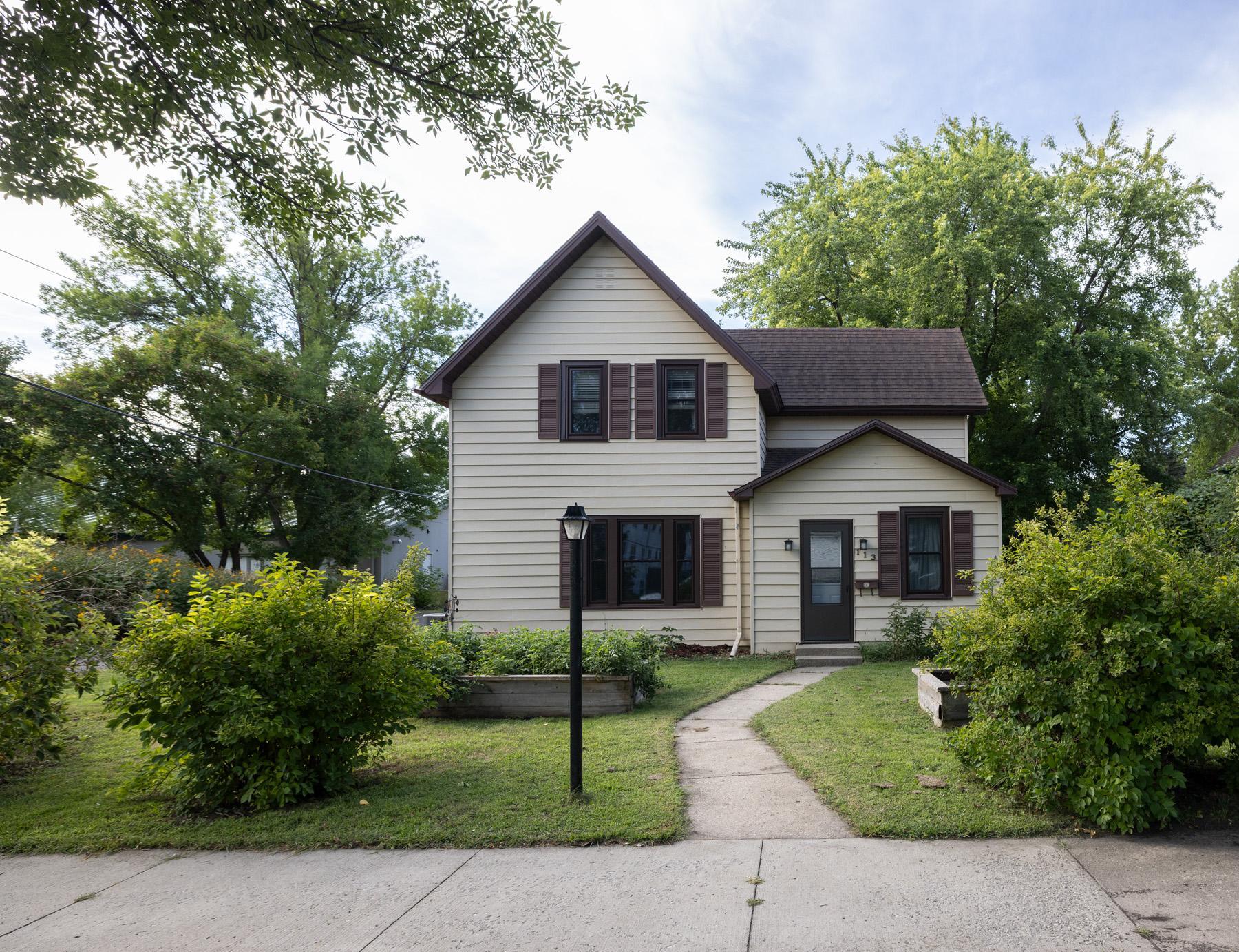 113 W Bancroft Avenue, Fergus Falls, MN 56537 Open House