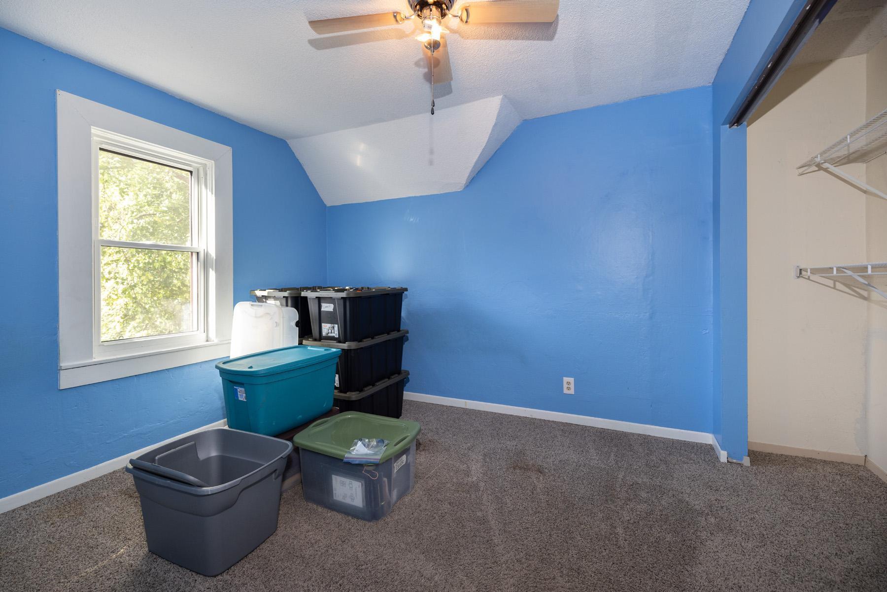 1890 single family home for sale at 113 W Bancroft Avenue in Fergus Falls, MN — 3 bed, 2 bath (photo 28 of 46)