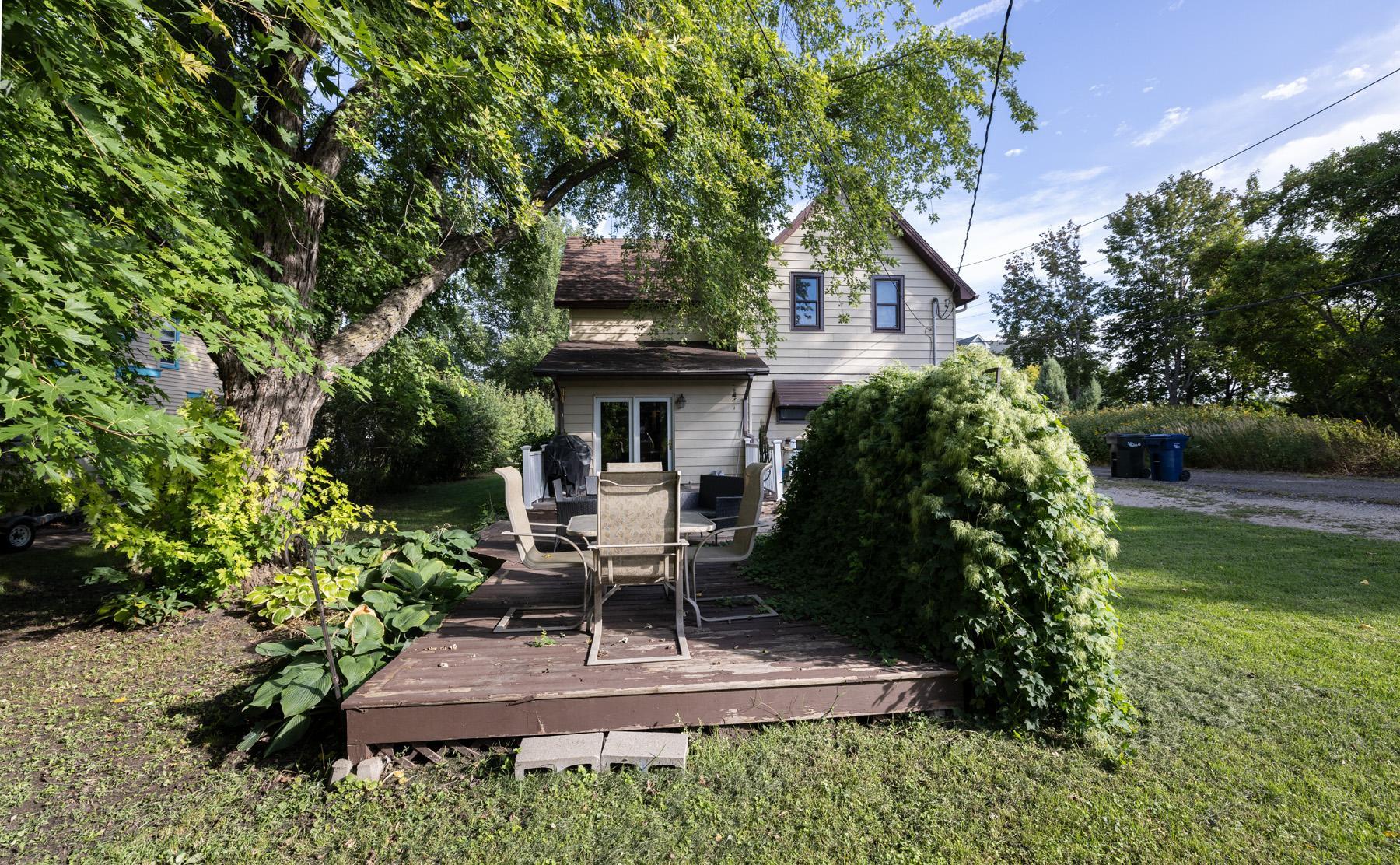 1890 single family home for sale at 113 W Bancroft Avenue in Fergus Falls, MN — 3 bed, 2 bath (photo 38 of 46)