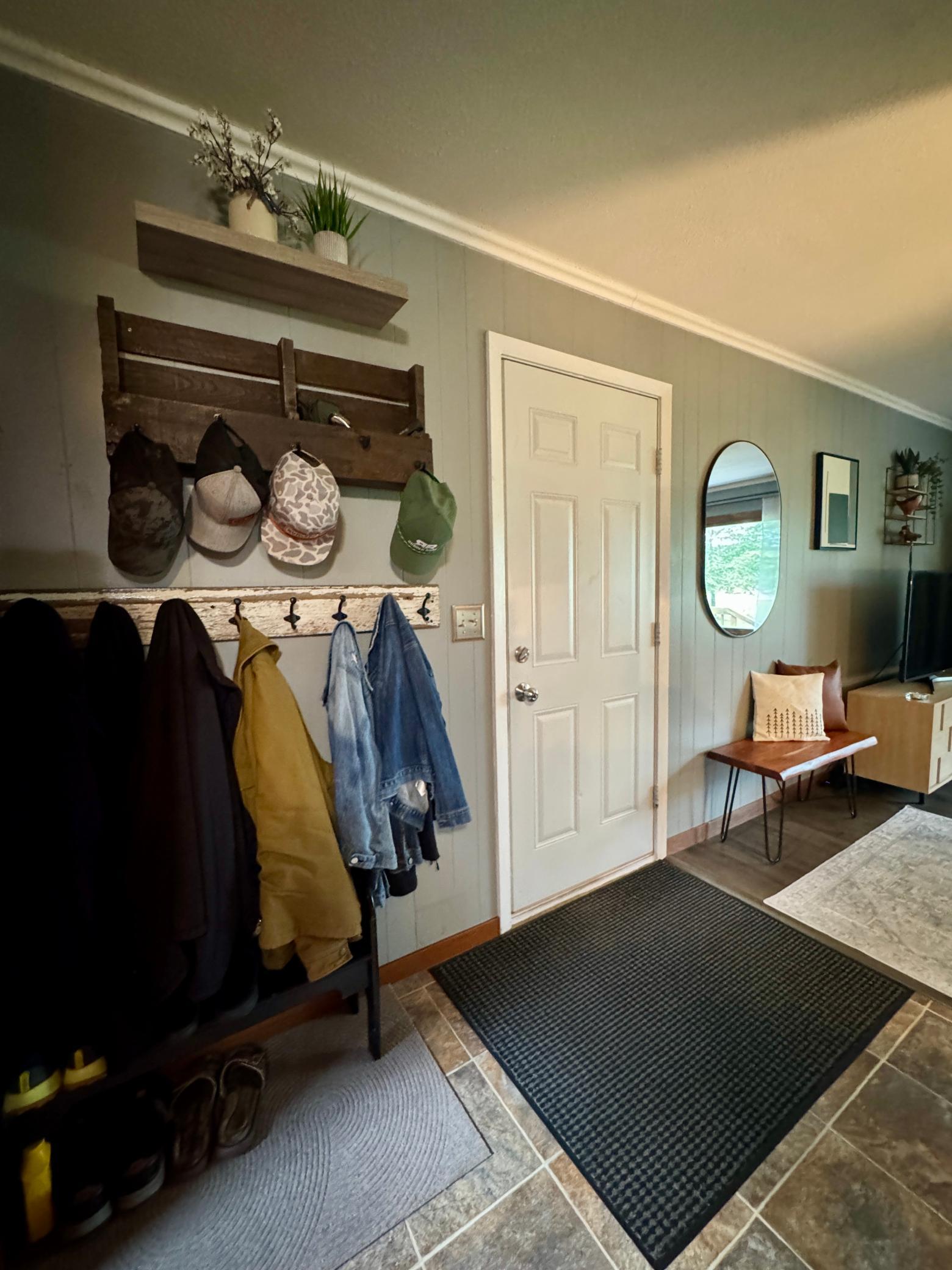 1979 single family home for sale at 40427 State Highway 313 in Warroad, MN — 3 bed, 2 bath (photo 13 of 32)