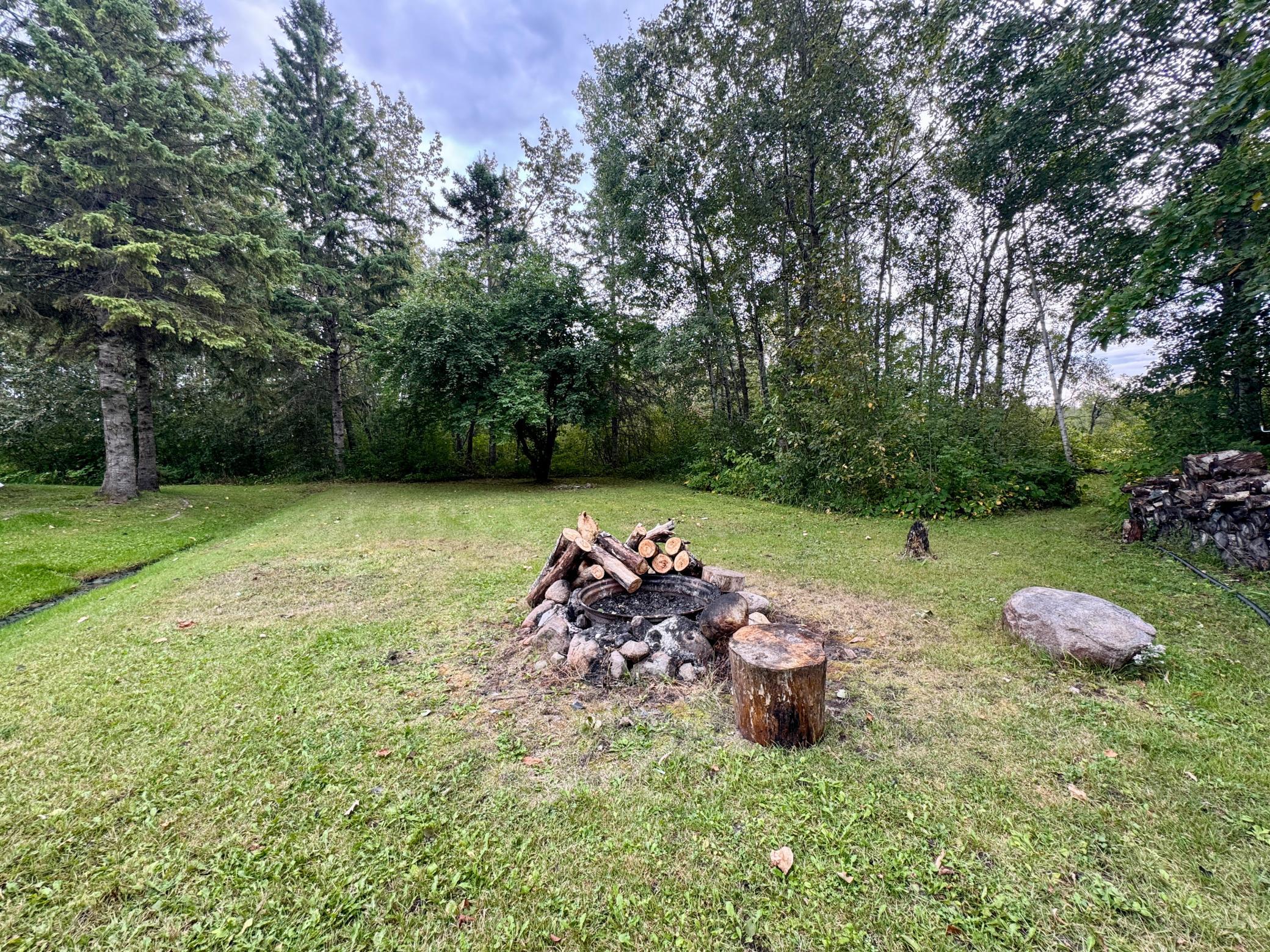 1979 single family home for sale at 40427 State Highway 313 in Warroad, MN — 3 bed, 2 bath (photo 29 of 32)