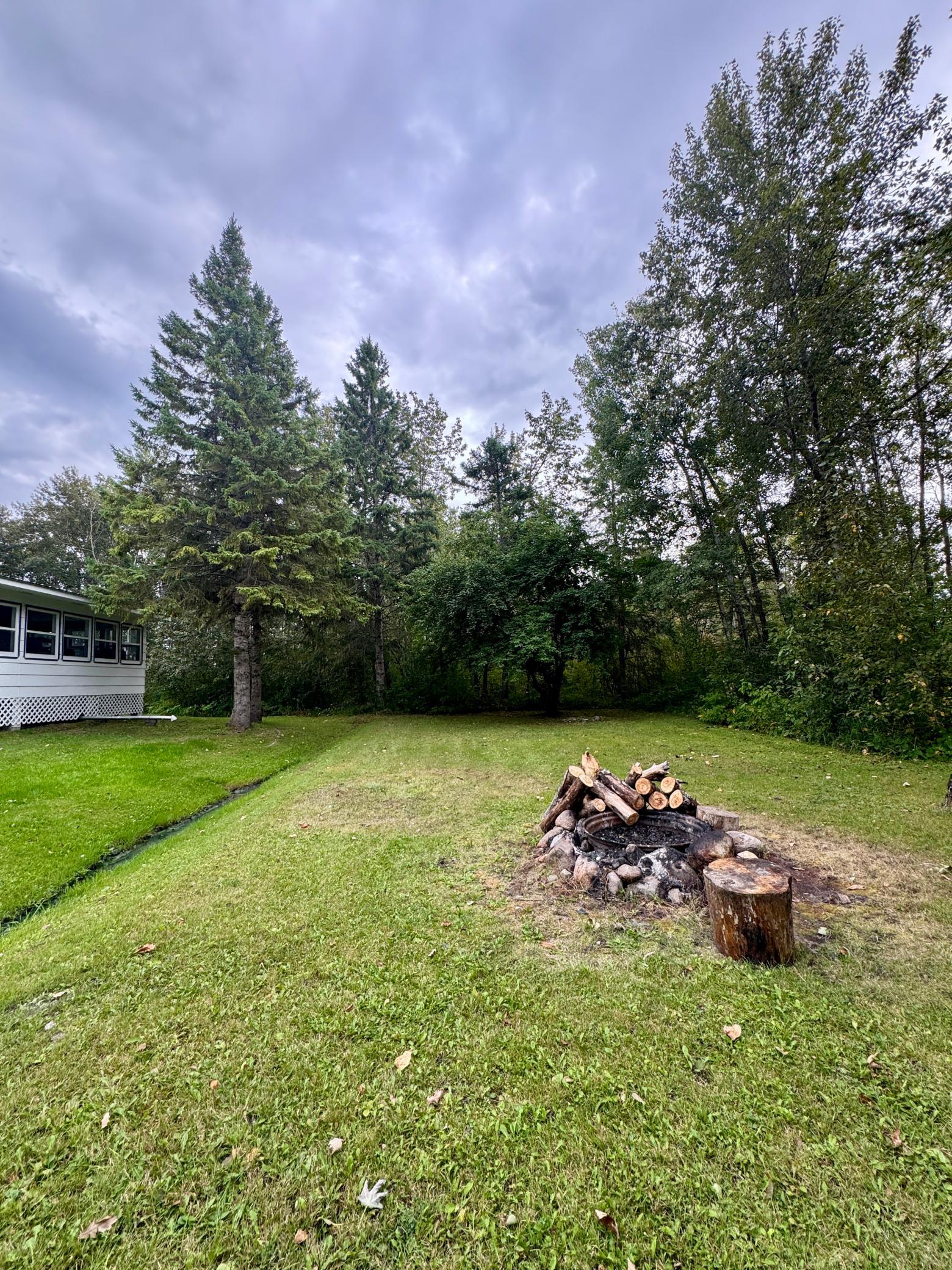 1979 single family home for sale at 40427 State Highway 313 in Warroad, MN — 3 bed, 2 bath (photo 30 of 32)