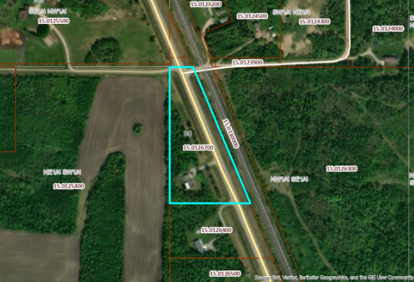 1979 single family home for sale at 40427 State Highway 313 in Warroad, MN — 3 bed, 2 bath (photo 32 of 32)