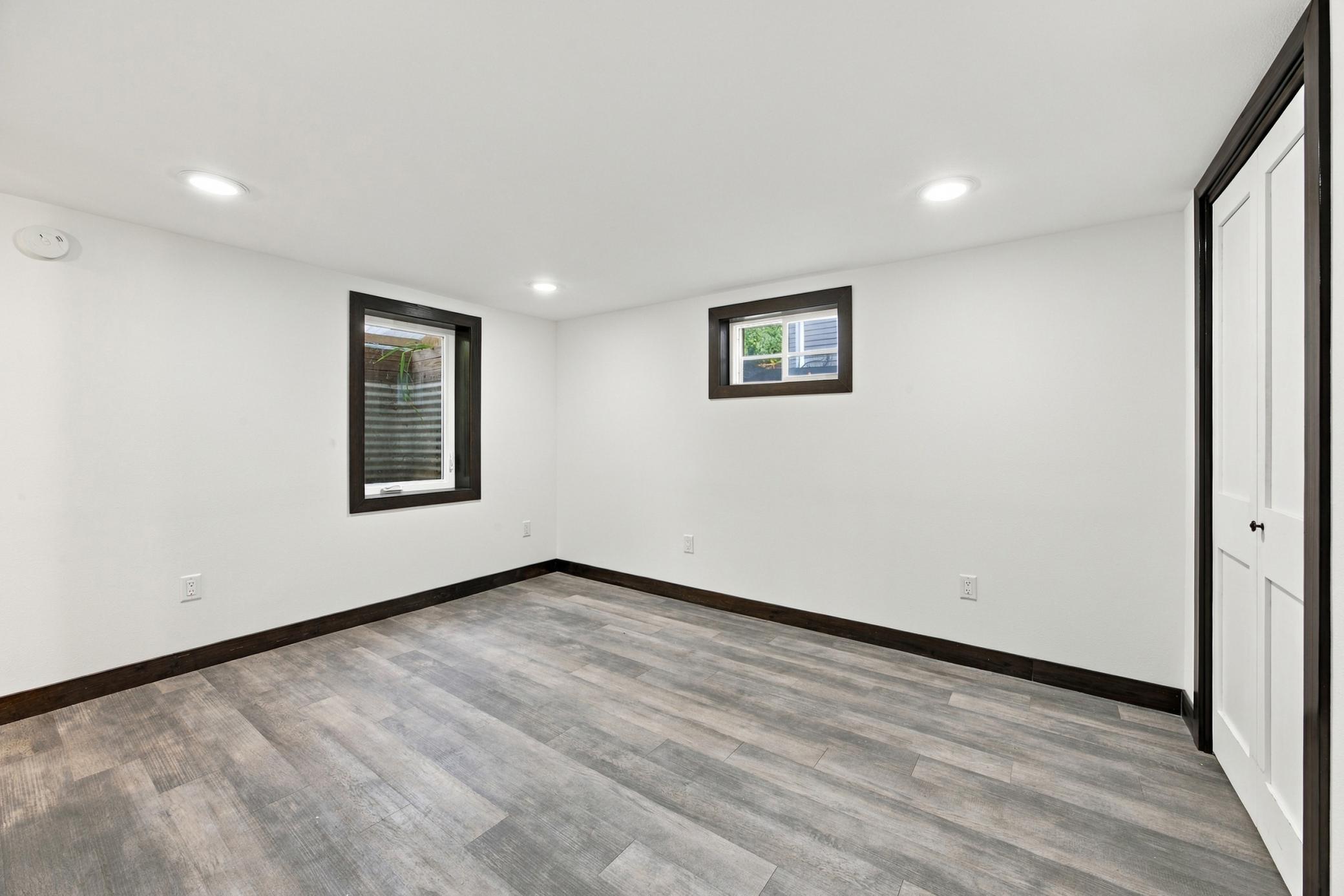 1890 single family home for sale at 1017 3rd Avenue N in Moorhead, MN — 3 bed, 2 bath (photo 16 of 34)