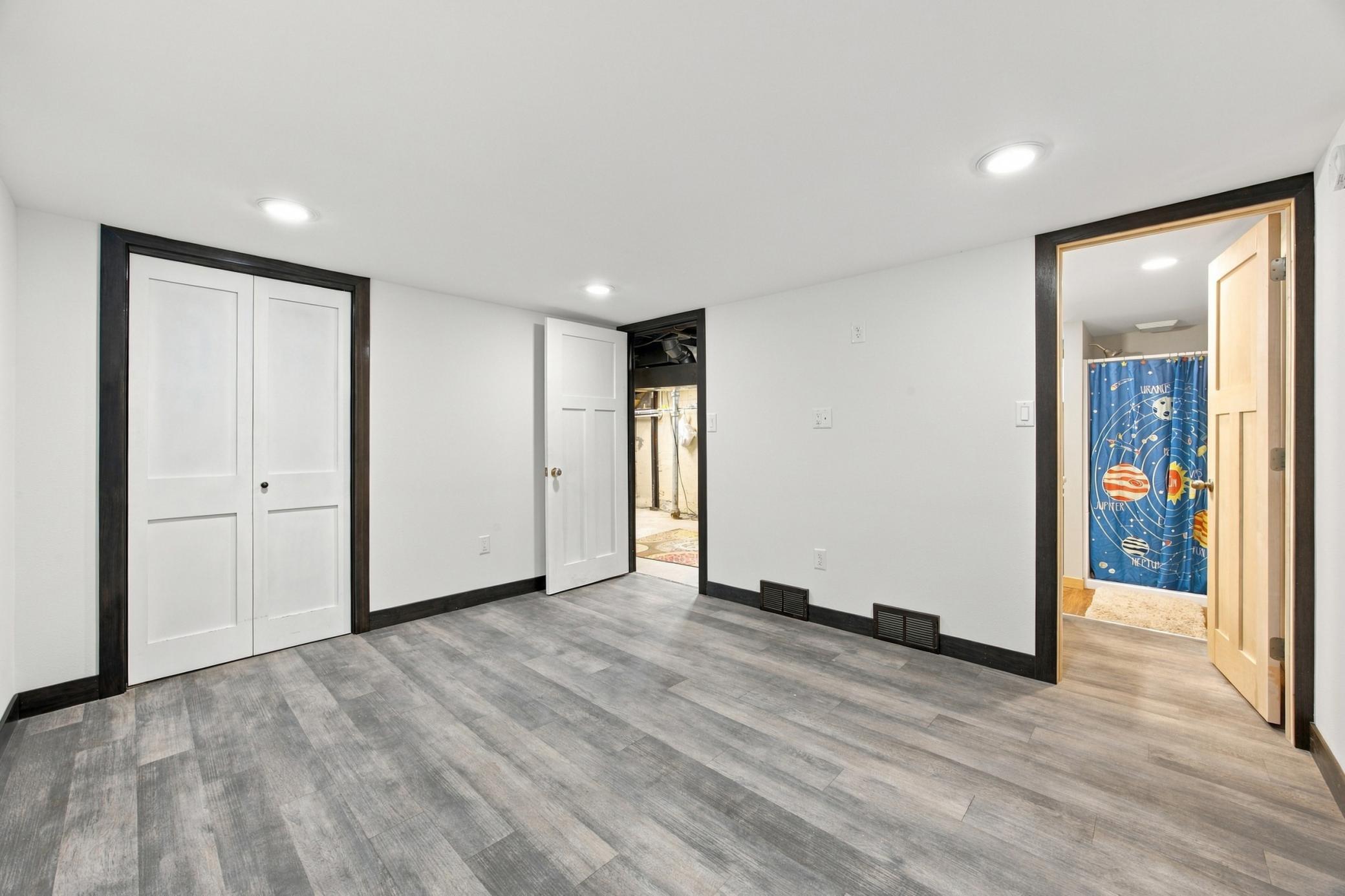 1890 single family home for sale at 1017 3rd Avenue N in Moorhead, MN — 3 bed, 2 bath (photo 17 of 34)