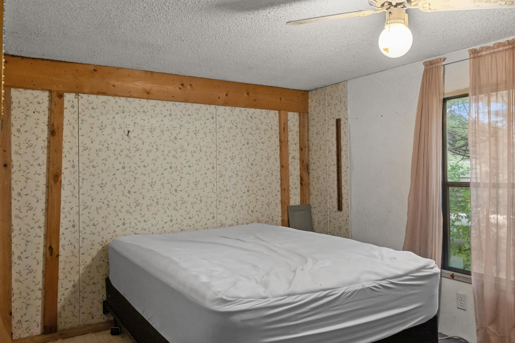 1992 single family home for sale at 37882 309th Street in Aitkin, MN — 2 bed, 2 bath (photo 9 of 17)