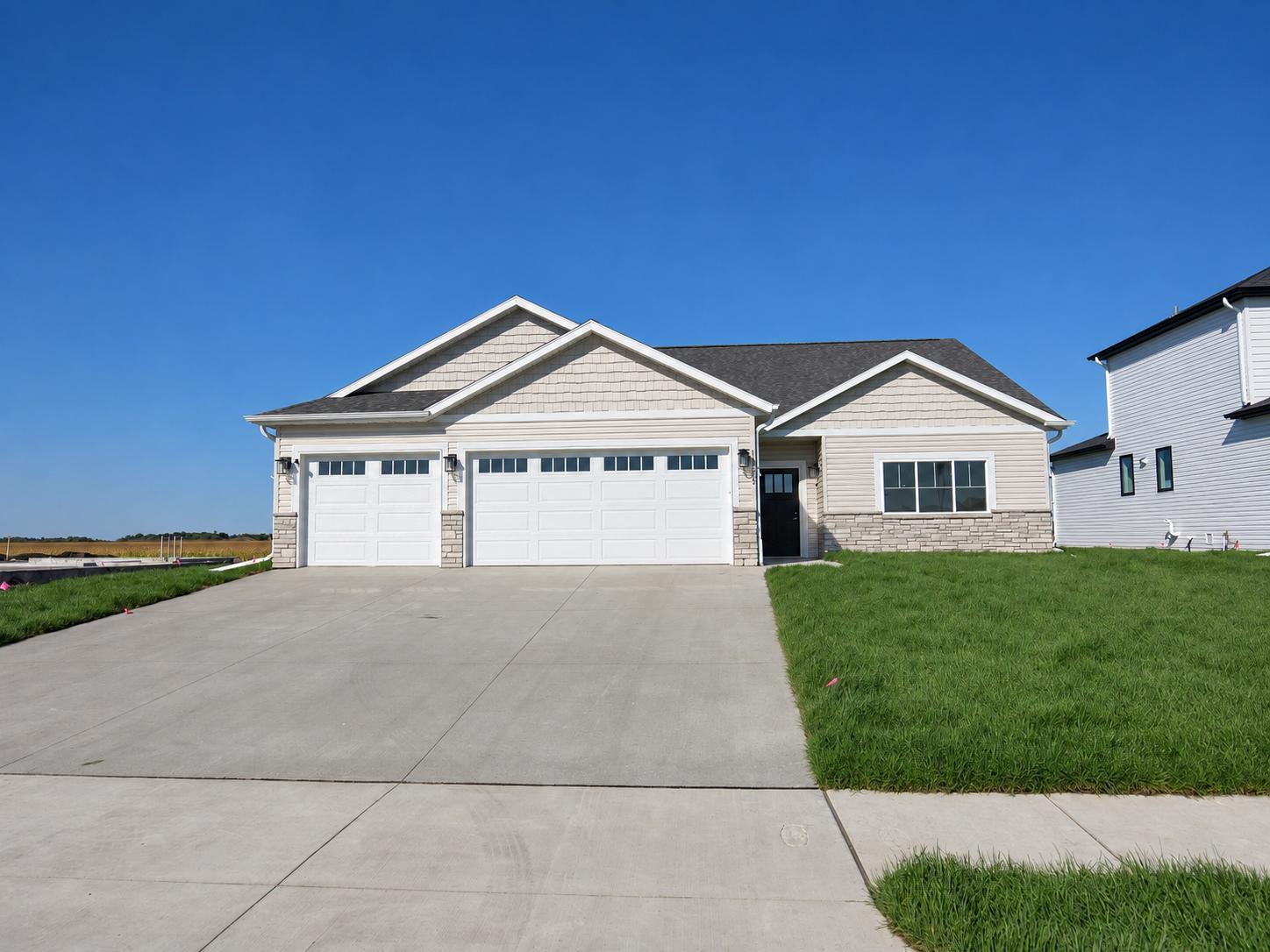 2026 single family home for sale at 10235 Concord Drive S in Horace, ND — 3 bed, 2 bath