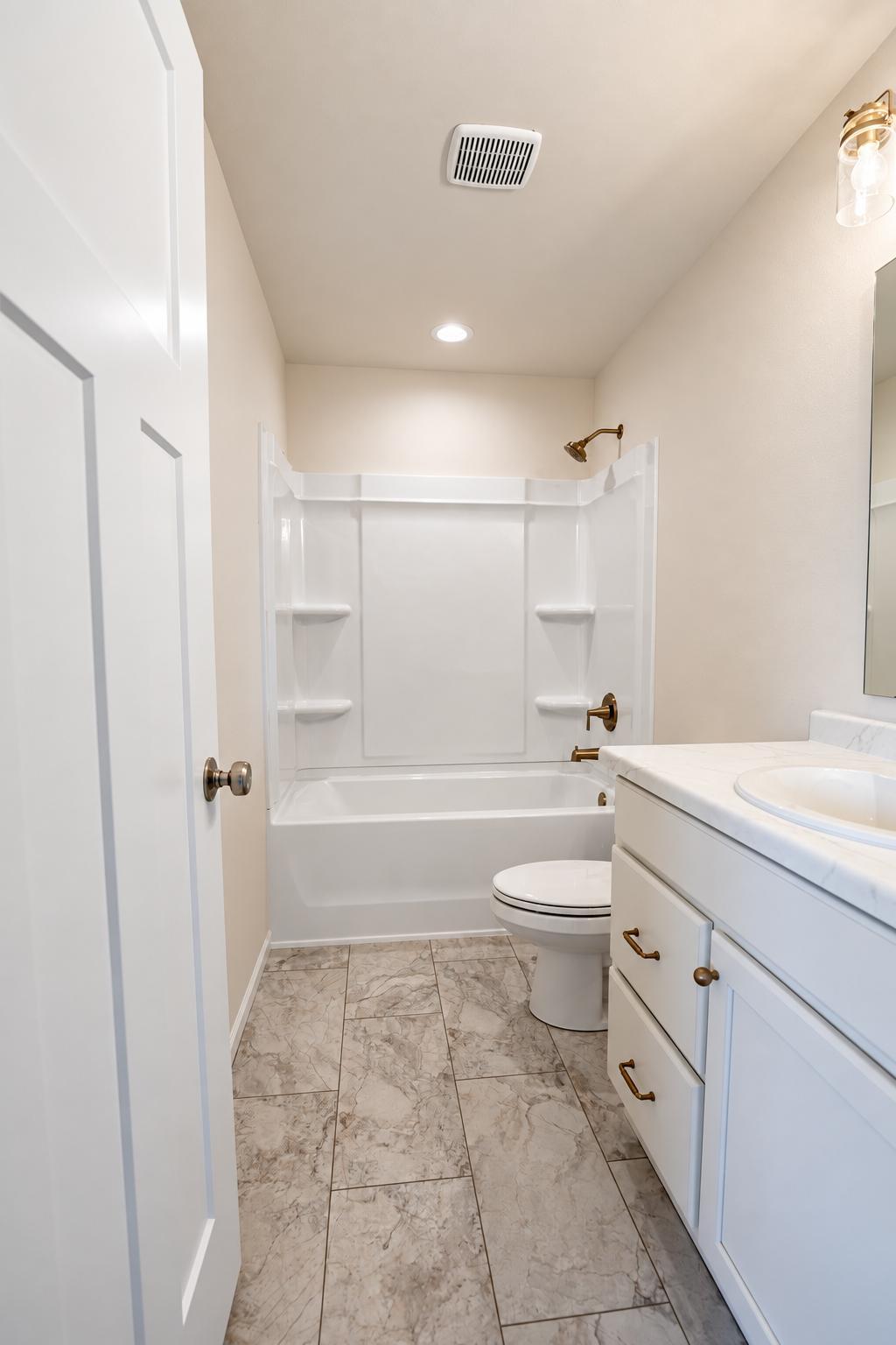 2026 single family home for sale at 315 Lionheart Drive in Horace, ND — 4 bed, 3 bath (photo 23 of 26)