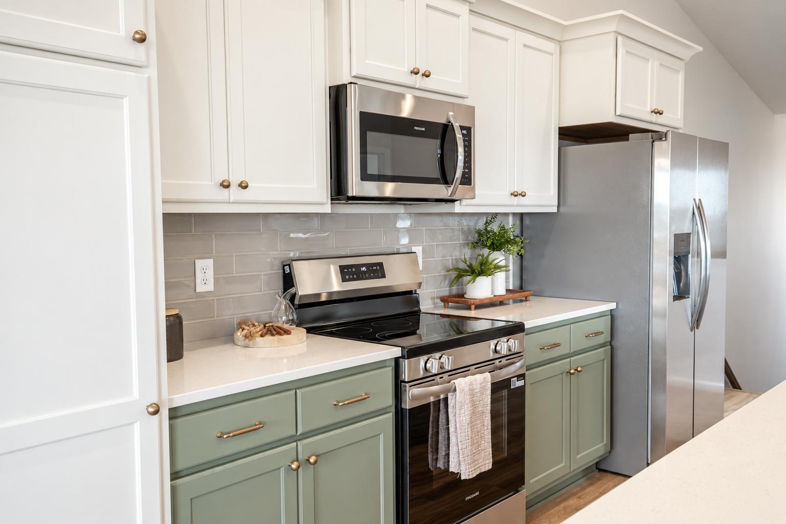 2026 single family home for sale at 315 Lionheart Drive in Horace, ND — 4 bed, 3 bath (photo 10 of 26)