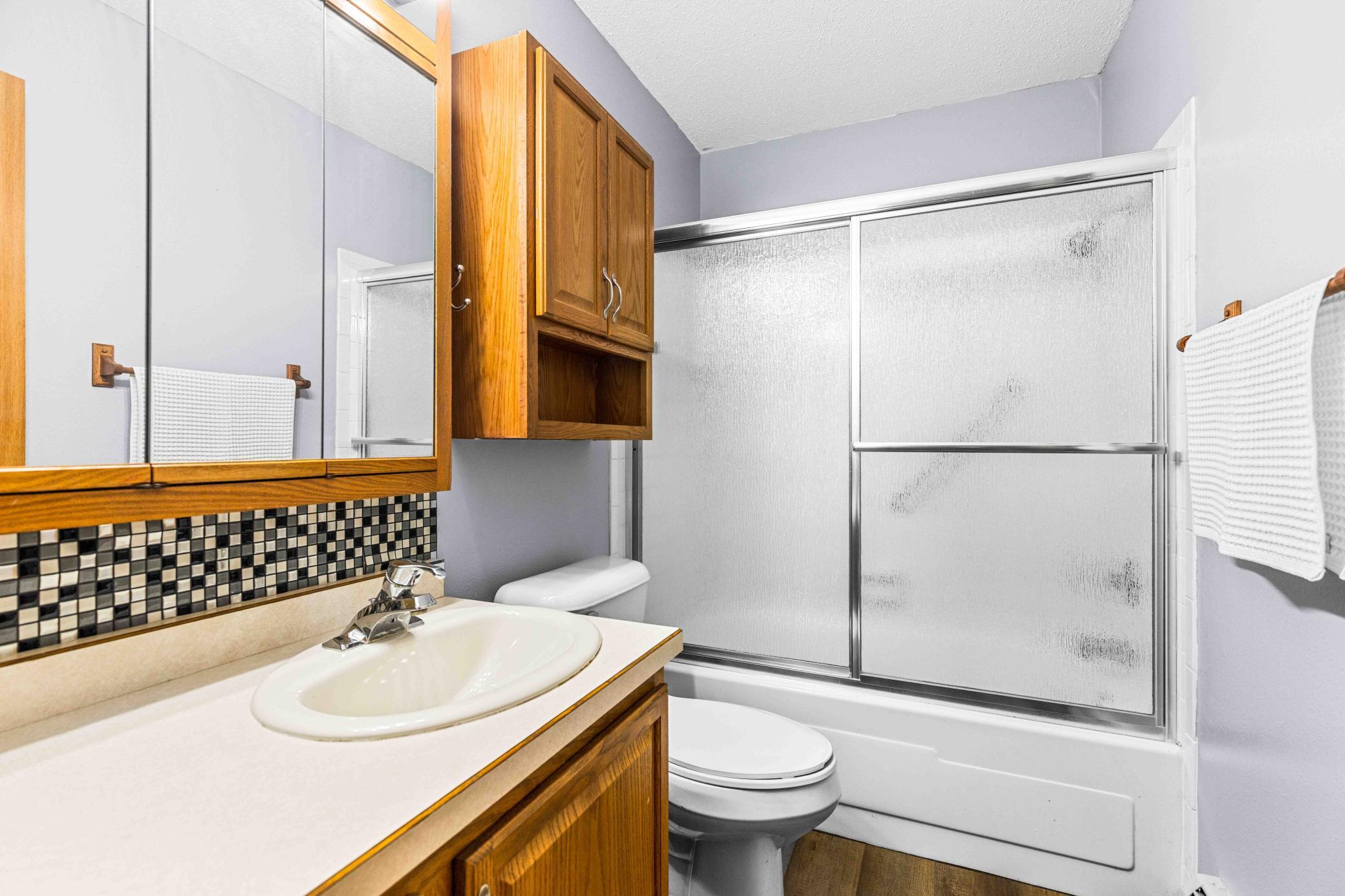 1972 condo for sale at 801 32 Avenue N, Unit Unit A-101 in Fargo, ND — 3 bed, 2 bath (photo 13 of 30)