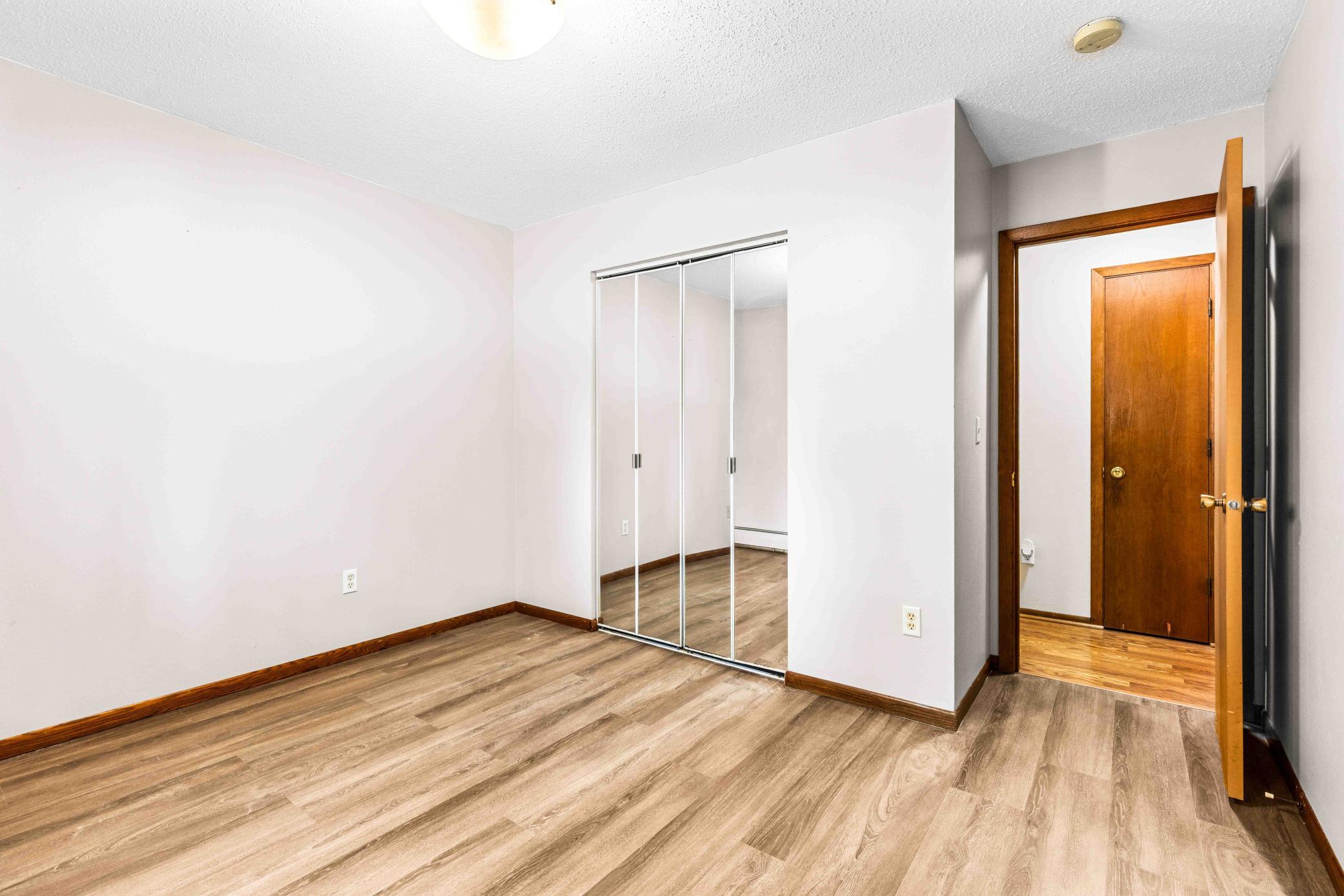 1972 condo for sale at 801 32 Avenue N, Unit Unit A-101 in Fargo, ND — 3 bed, 2 bath (photo 15 of 30)