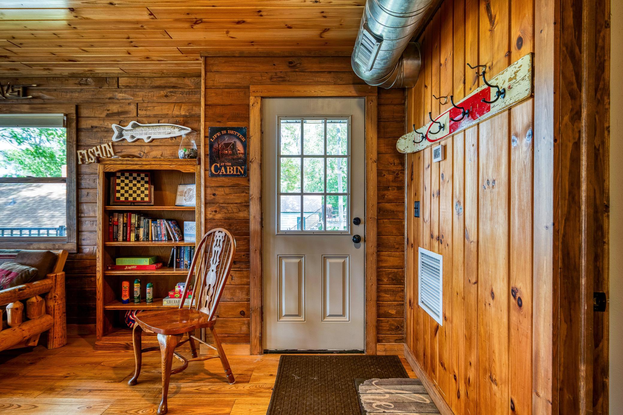 1960 single family home for sale at 7315 Liens Lane NE in Longville, MN — 2 bed, 1 bath (photo 16 of 53)