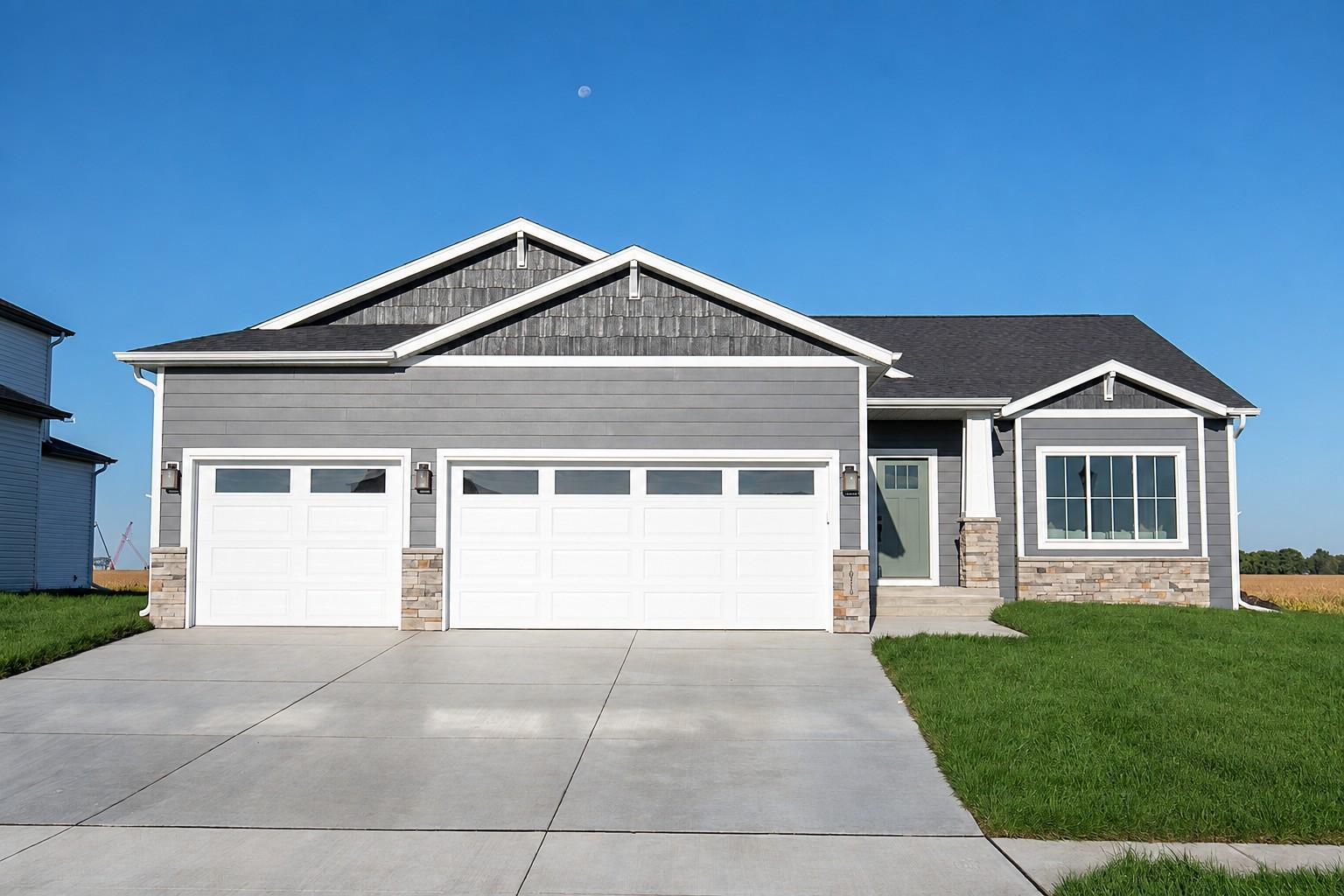 2026 single family home for sale at 10219 Concord Drive S in Horace, ND — 5 bed, 3 bath