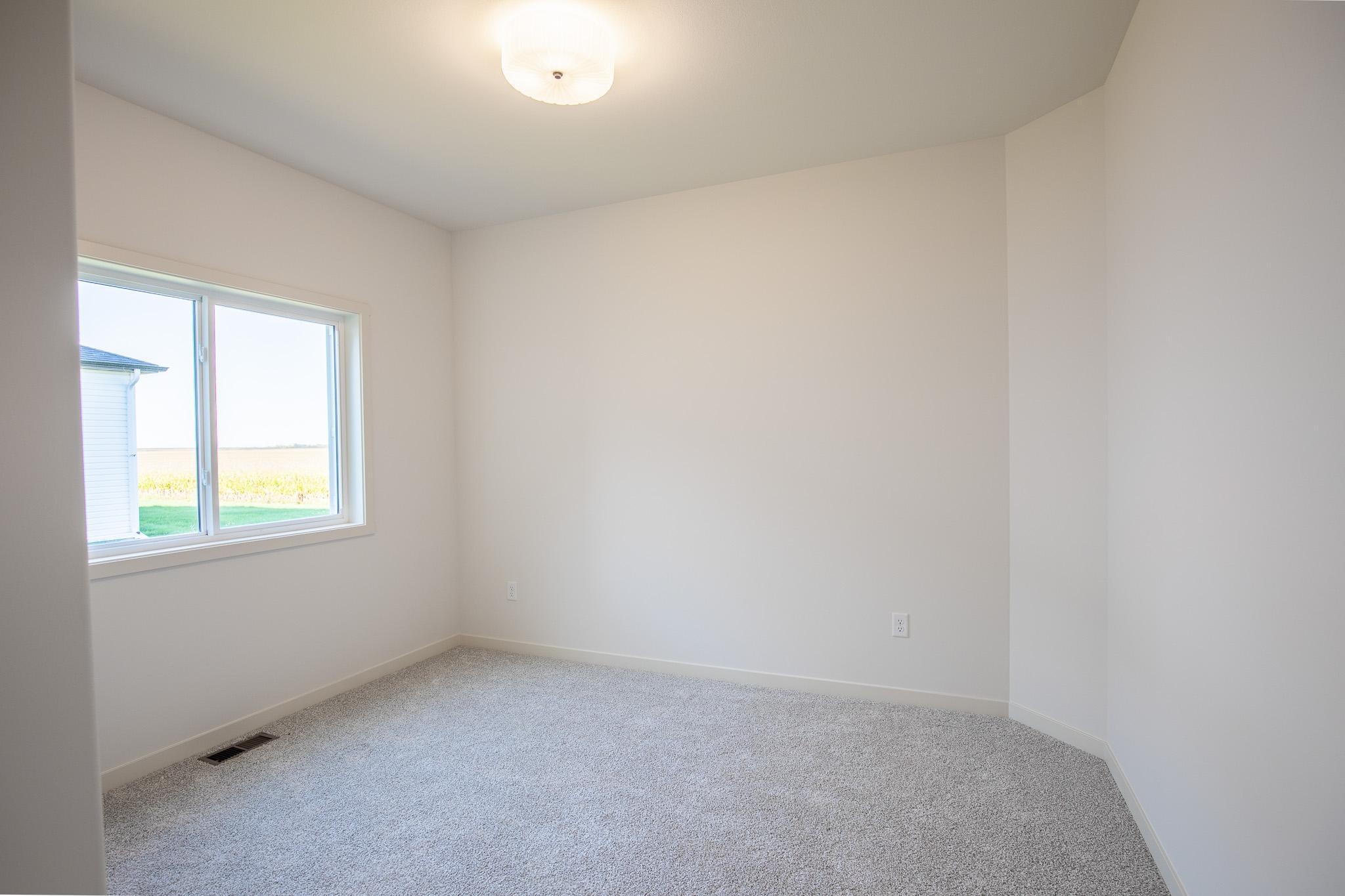 2026 single family home for sale at 10219 Concord Drive S in Horace, ND — 5 bed, 3 bath (photo 14 of 20)