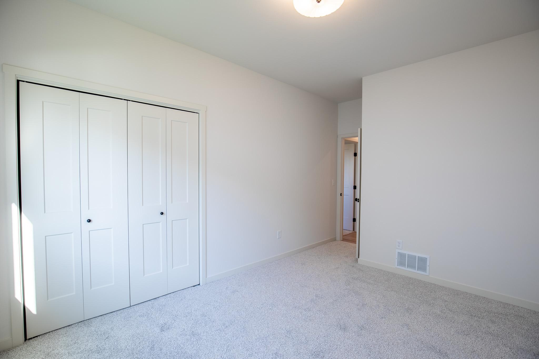 2026 single family home for sale at 10219 Concord Drive S in Horace, ND — 5 bed, 3 bath (photo 18 of 20)