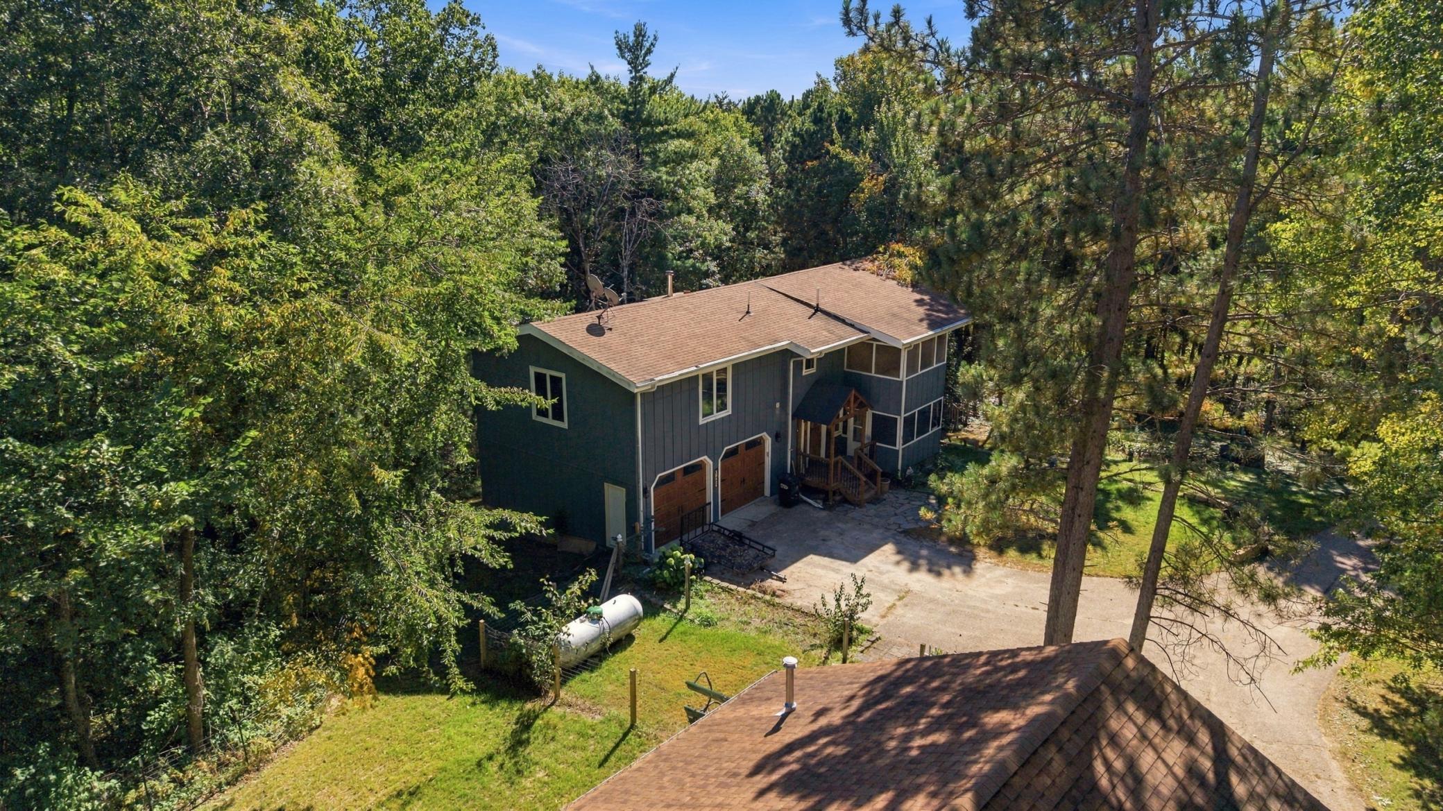 1979 single family home for sale at 38414 County Road 150 in Frazee, MN — 4 bed, 3 bath (photo 2 of 33)