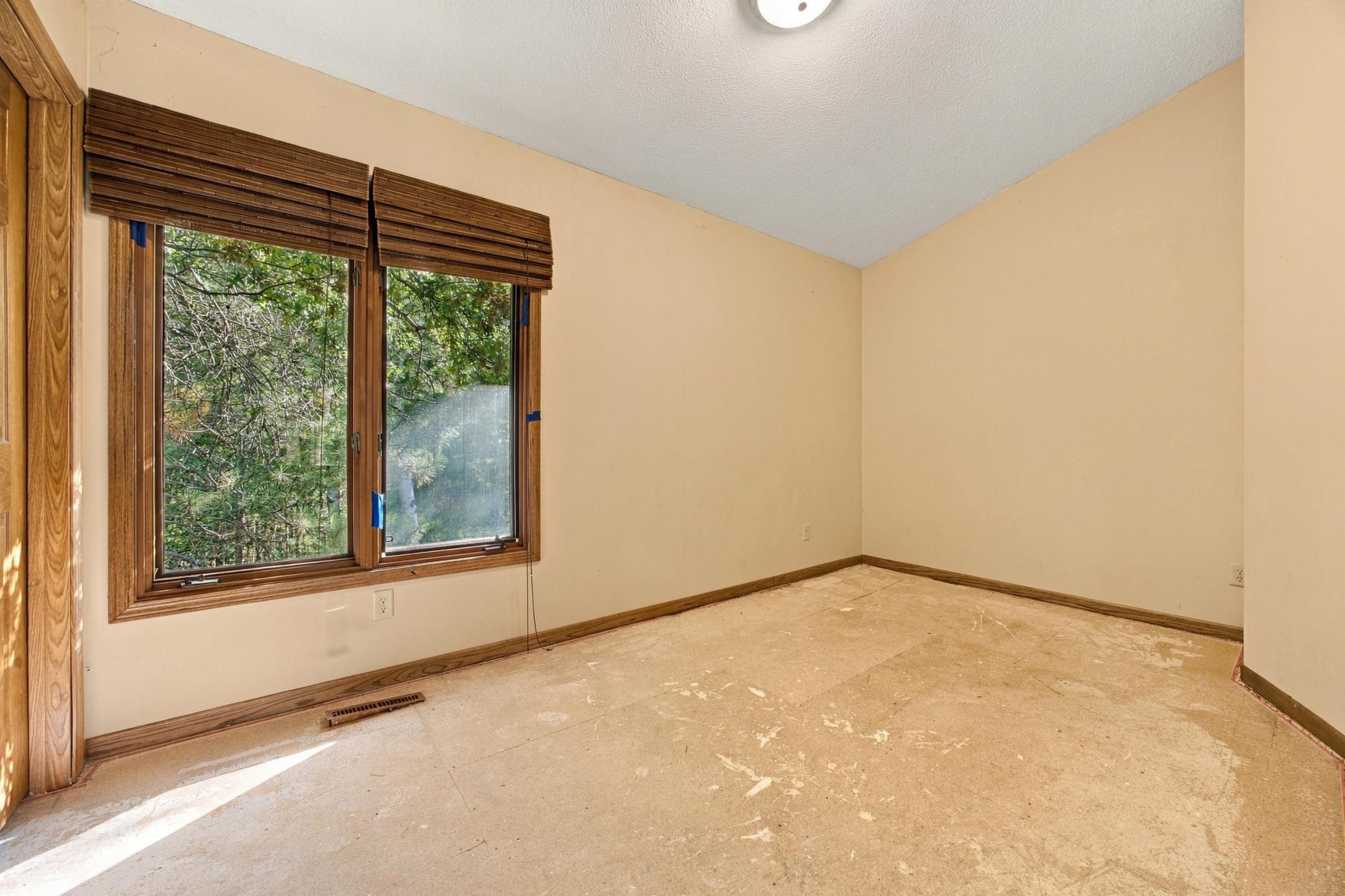 1979 single family home for sale at 38414 County Road 150 in Frazee, MN — 4 bed, 3 bath (photo 17 of 33)