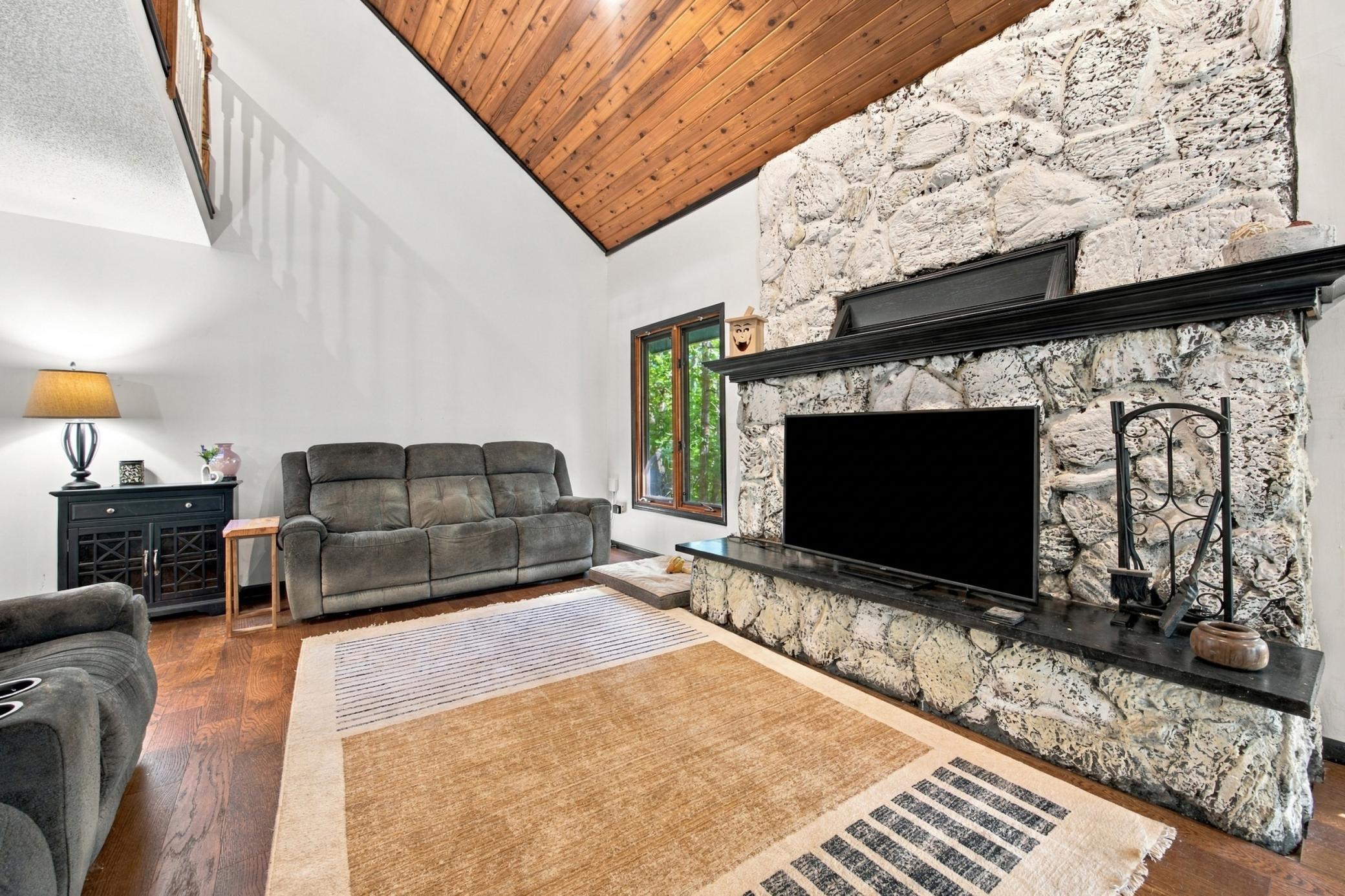 1979 single family home for sale at 38414 County Road 150 in Frazee, MN — 4 bed, 3 bath (photo 9 of 33)