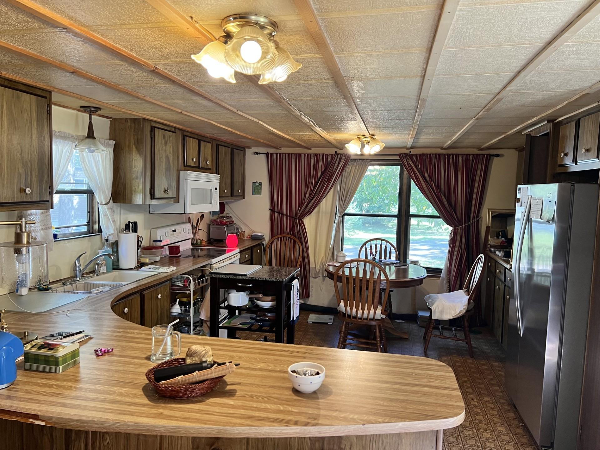 1981 single family home for sale at 3720 County Road 40 NW, Unit 8 in Garfield, MN — 2 bed, 1 bath (photo 5 of 11)