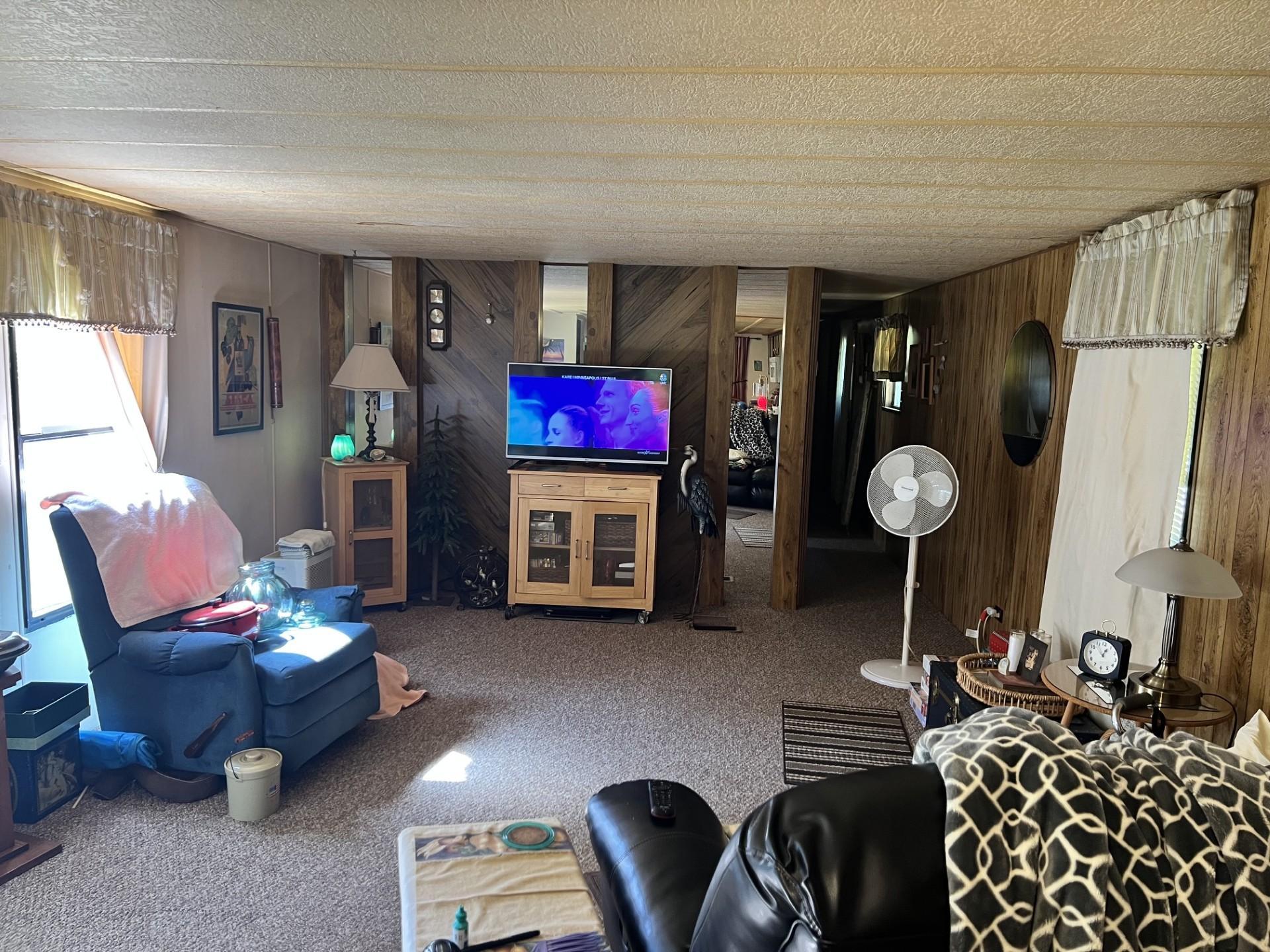 1981 single family home for sale at 3720 County Road 40 NW, Unit 8 in Garfield, MN — 2 bed, 1 bath (photo 6 of 11)