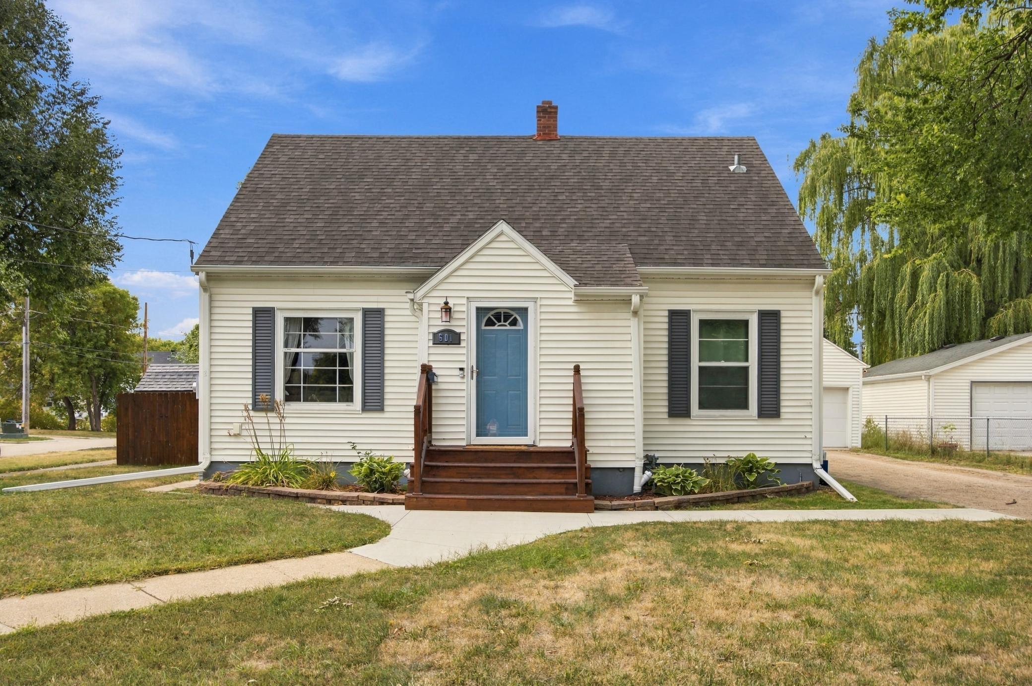 601 11th Street N, Moorhead, MN