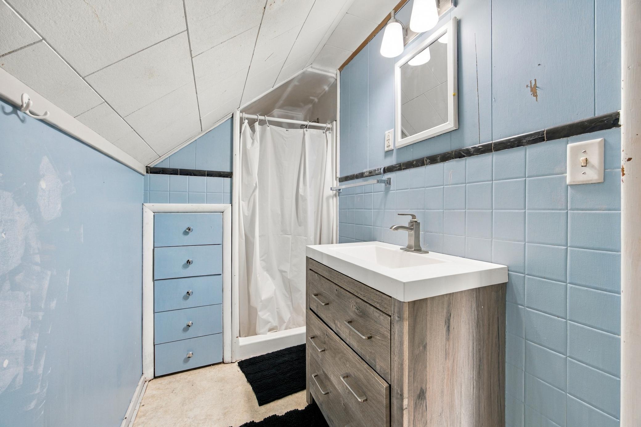 1940 single family home for sale at 601 11th Street N in Moorhead, MN — 4 bed, 3 bath (photo 14 of 32)