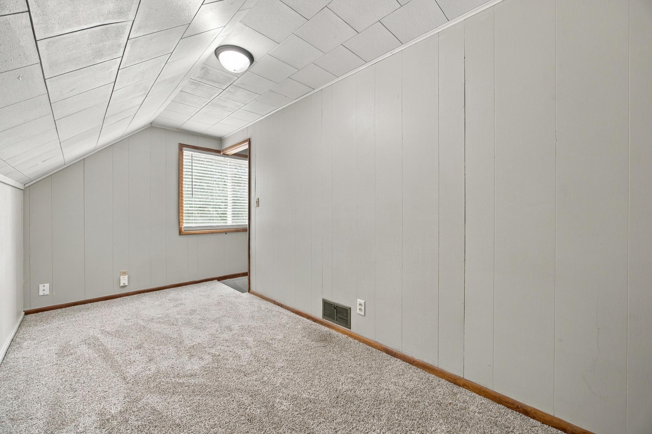 1940 single family home for sale at 601 11th Street N in Moorhead, MN — 4 bed, 3 bath (photo 16 of 32)